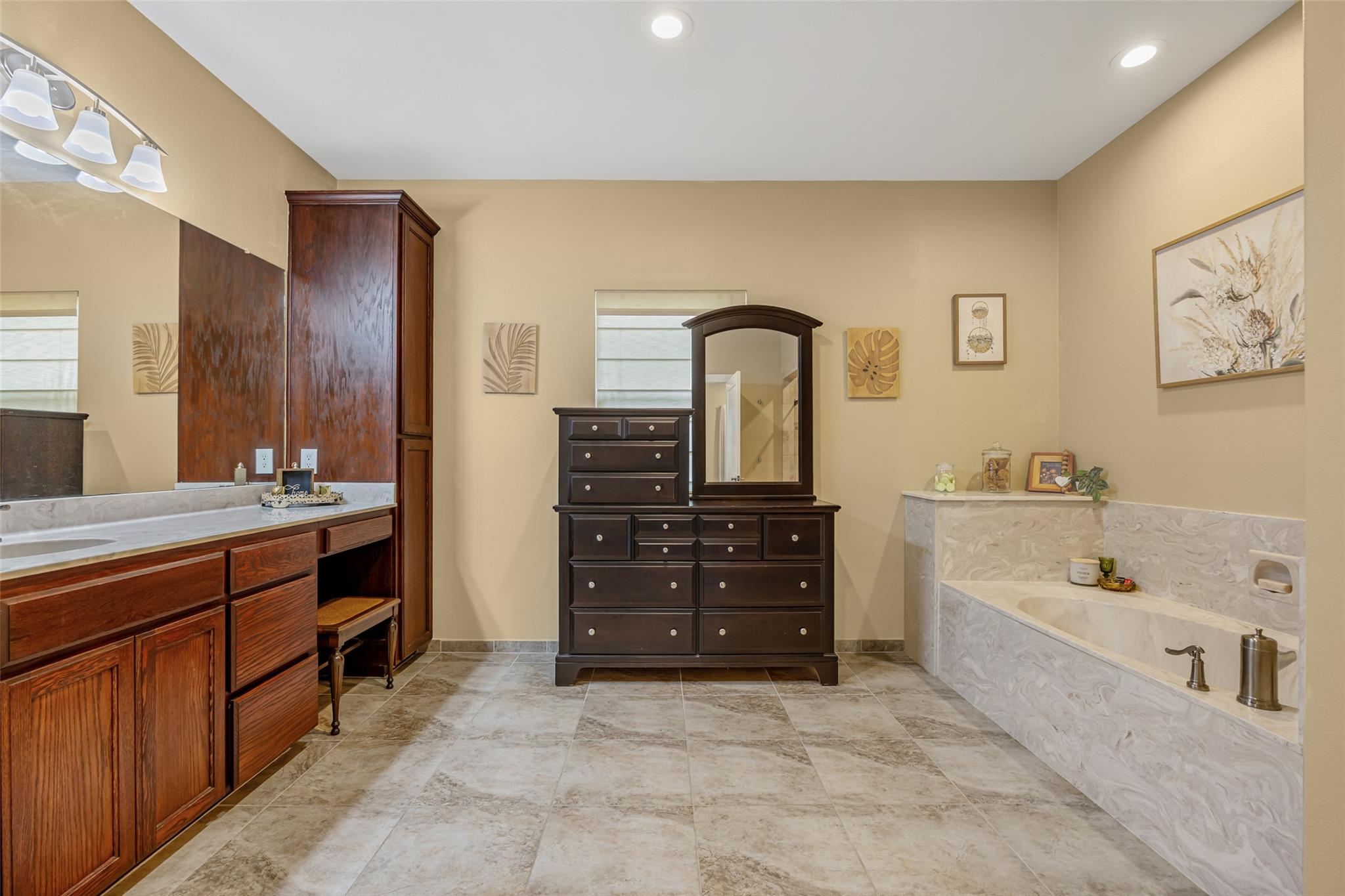 198 W Kelley Rd, Bastrop, TX 78602