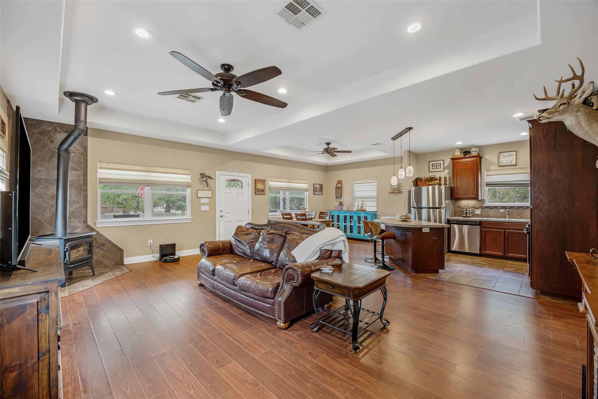 198 W Kelley Rd, Bastrop, TX 78602