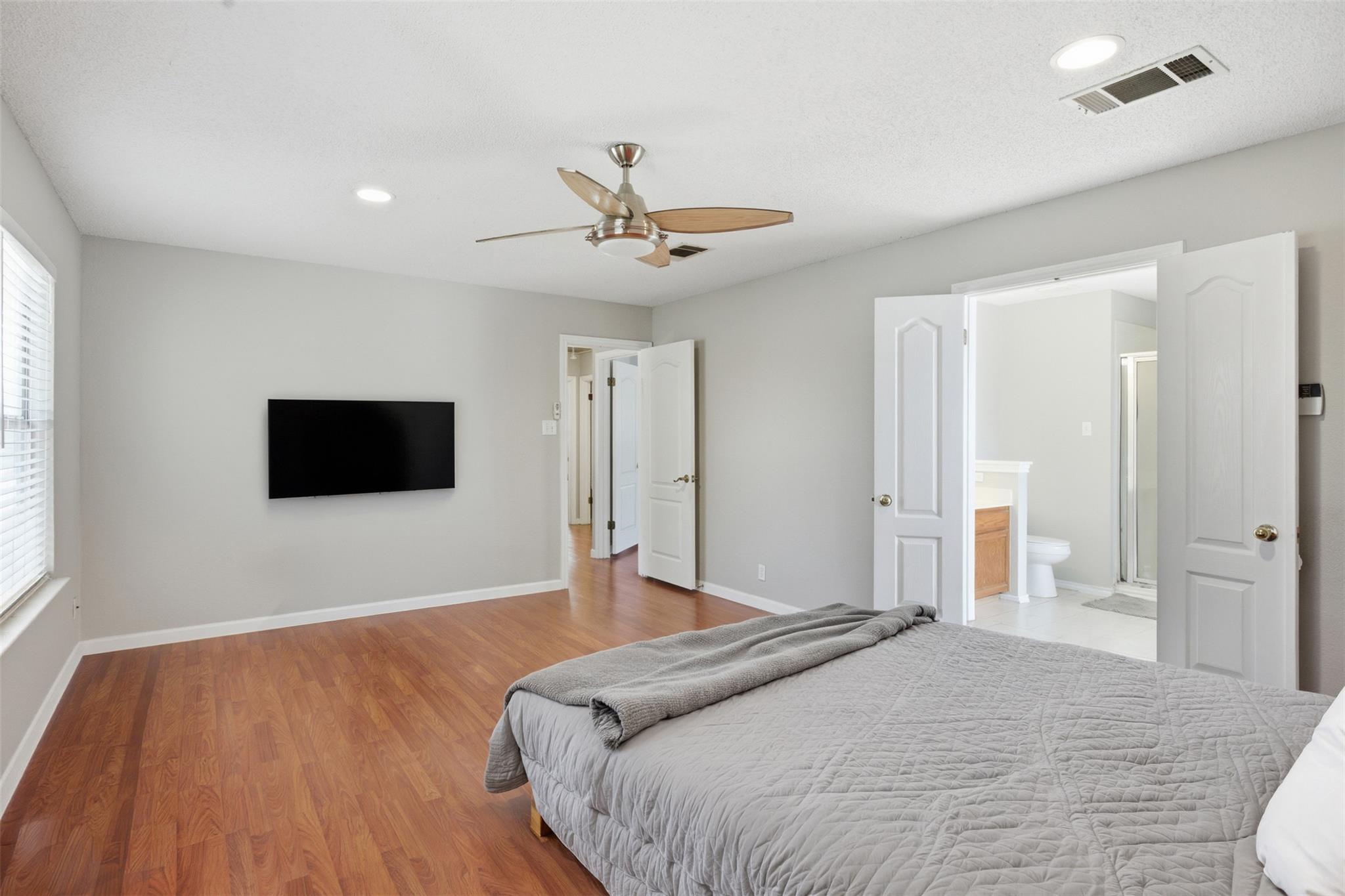 2106 Logan Dr, Round Rock, TX 78664