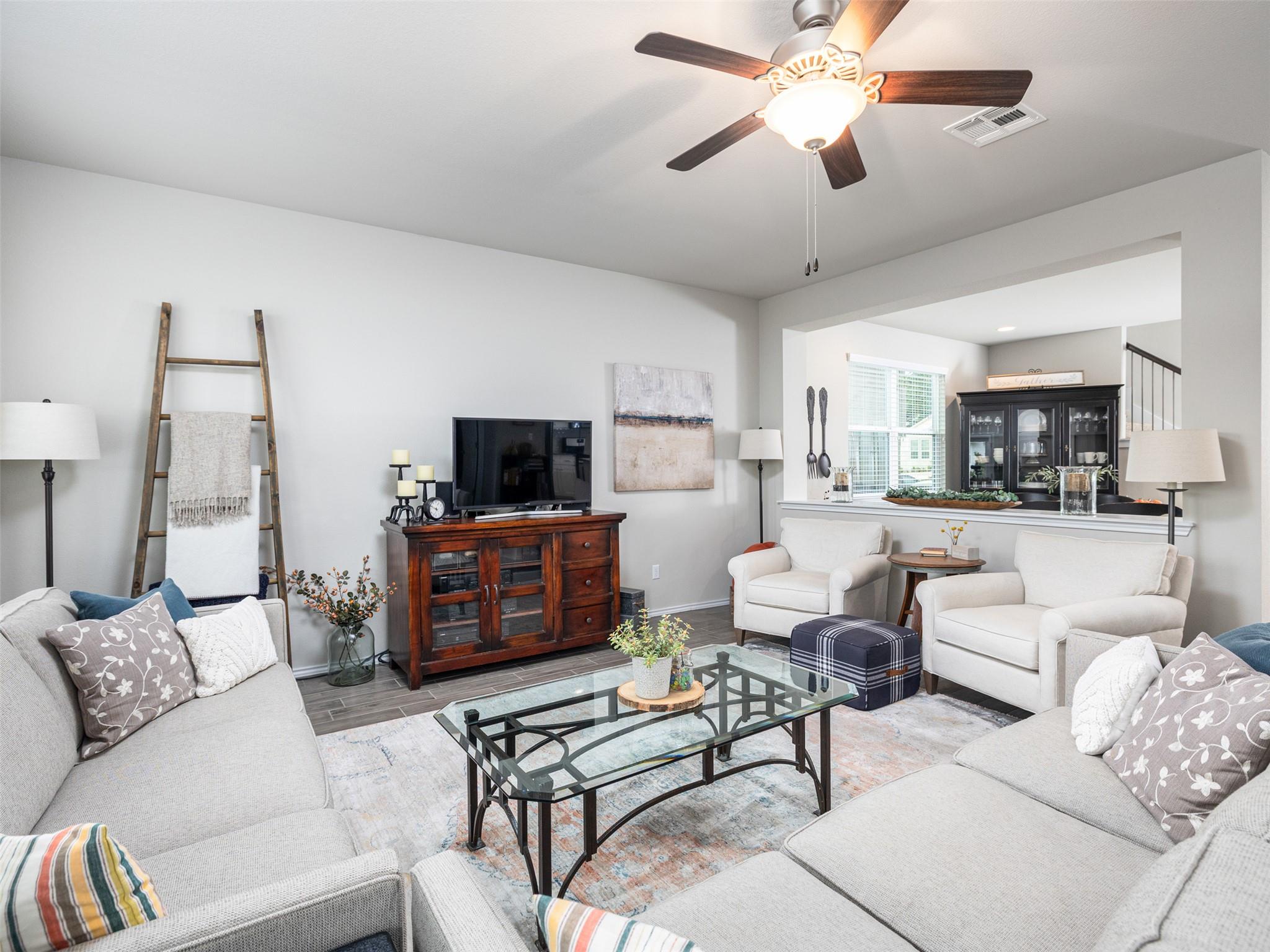 206 Orchard Park Dr, Liberty Hill, TX 78642