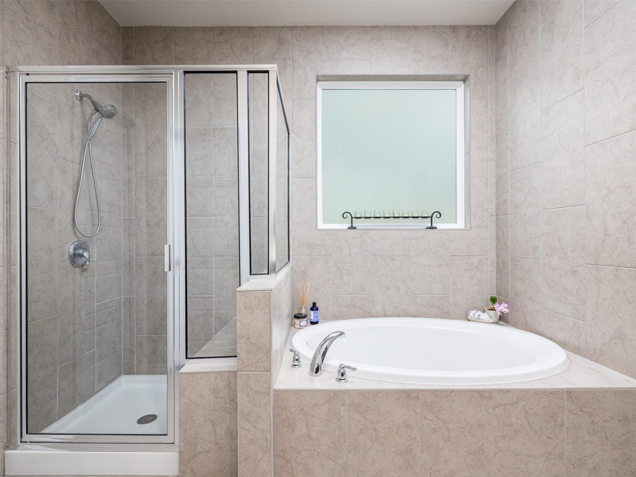 206 Orchard Park Dr, Liberty Hill, TX 78642