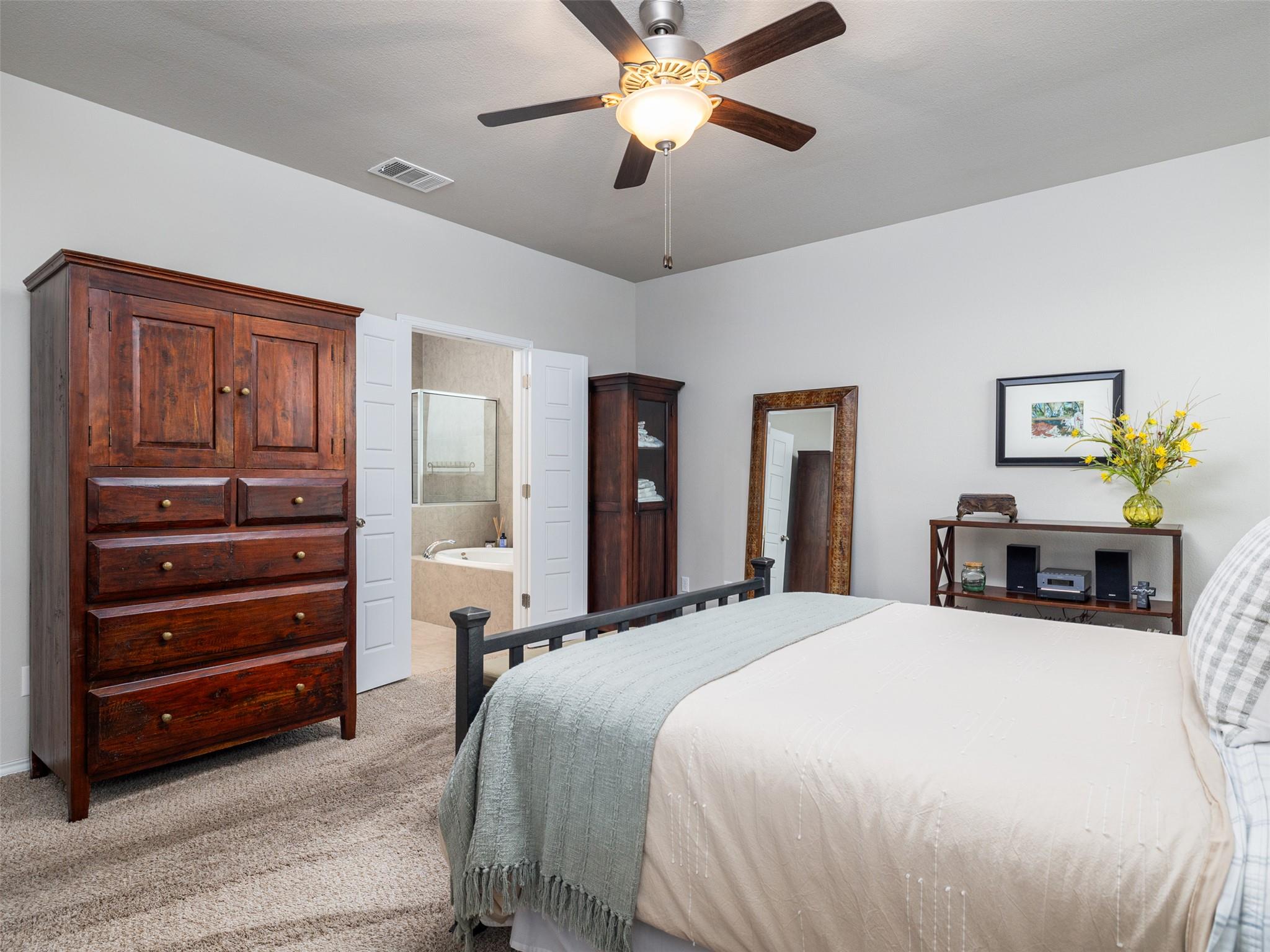 206 Orchard Park Dr, Liberty Hill, TX 78642