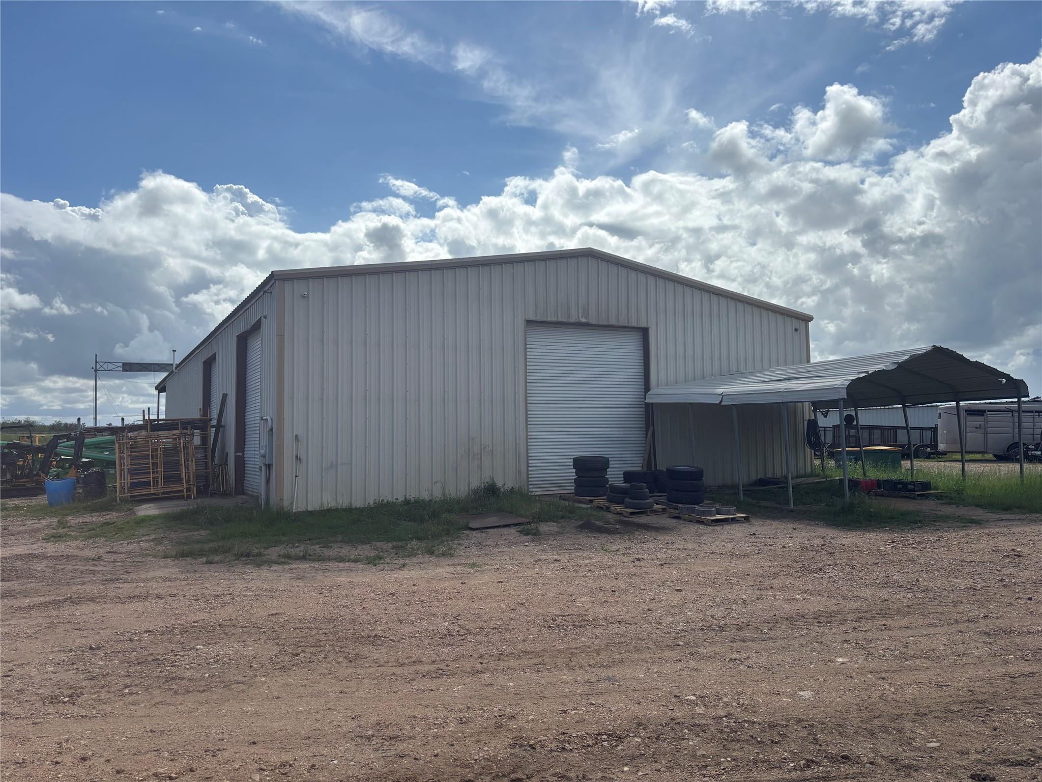 1626 E Hwy 71 Bypass, La Grange, TX 78945