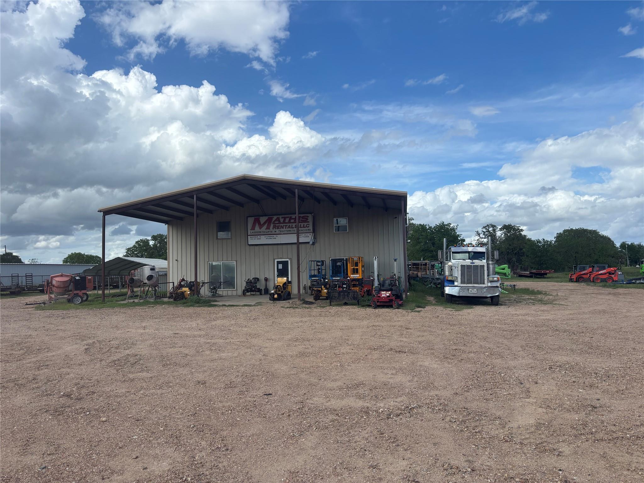 1626 E Hwy 71 Bypass, La Grange, TX 78945