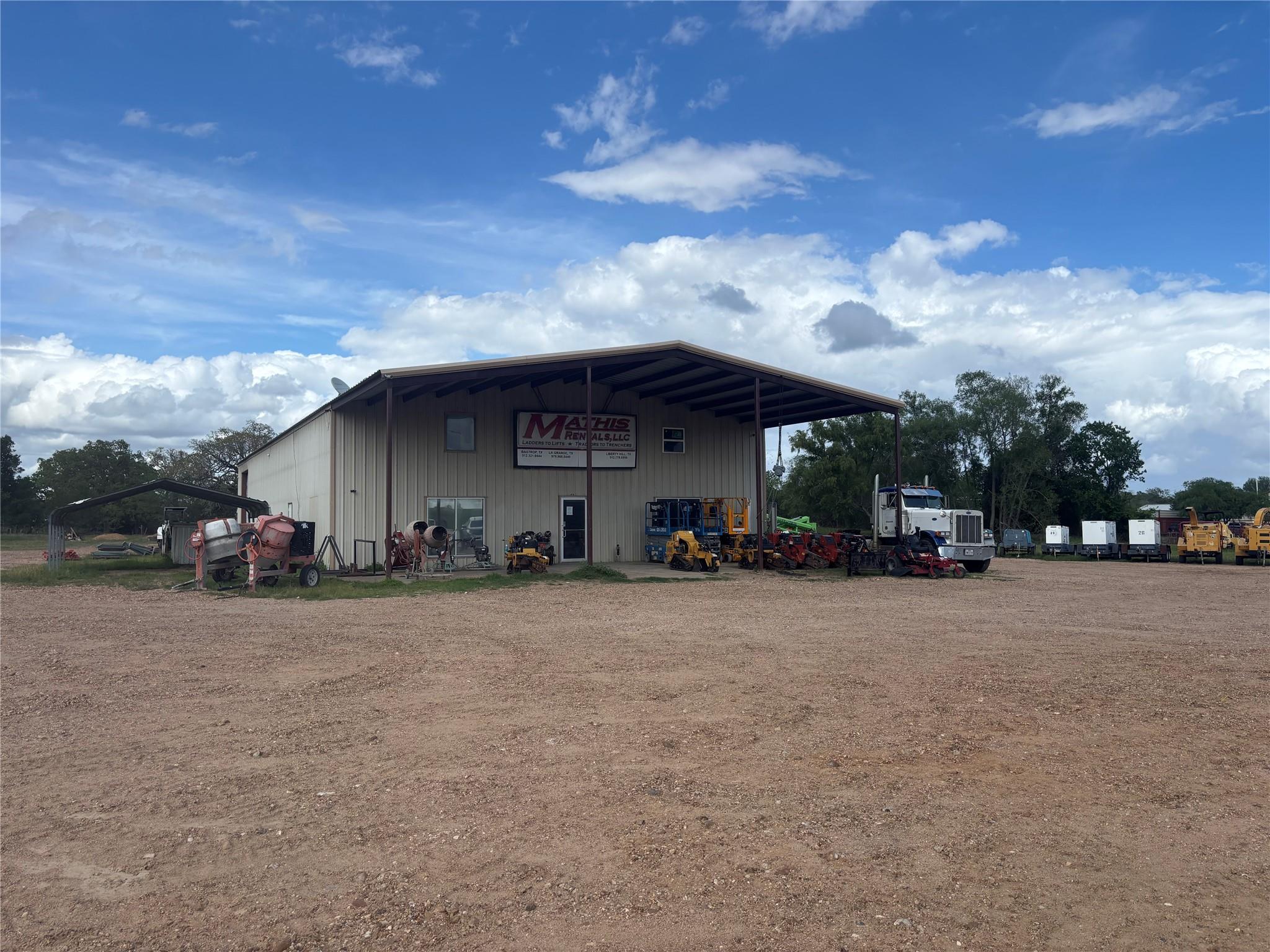 1626 E Hwy 71 Bypass, La Grange, TX 78945