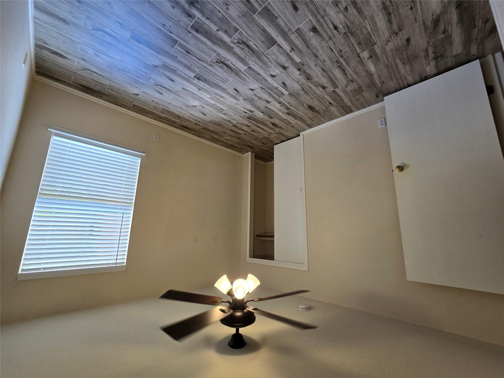 2011 Garrison Dr, Leander, TX 78641