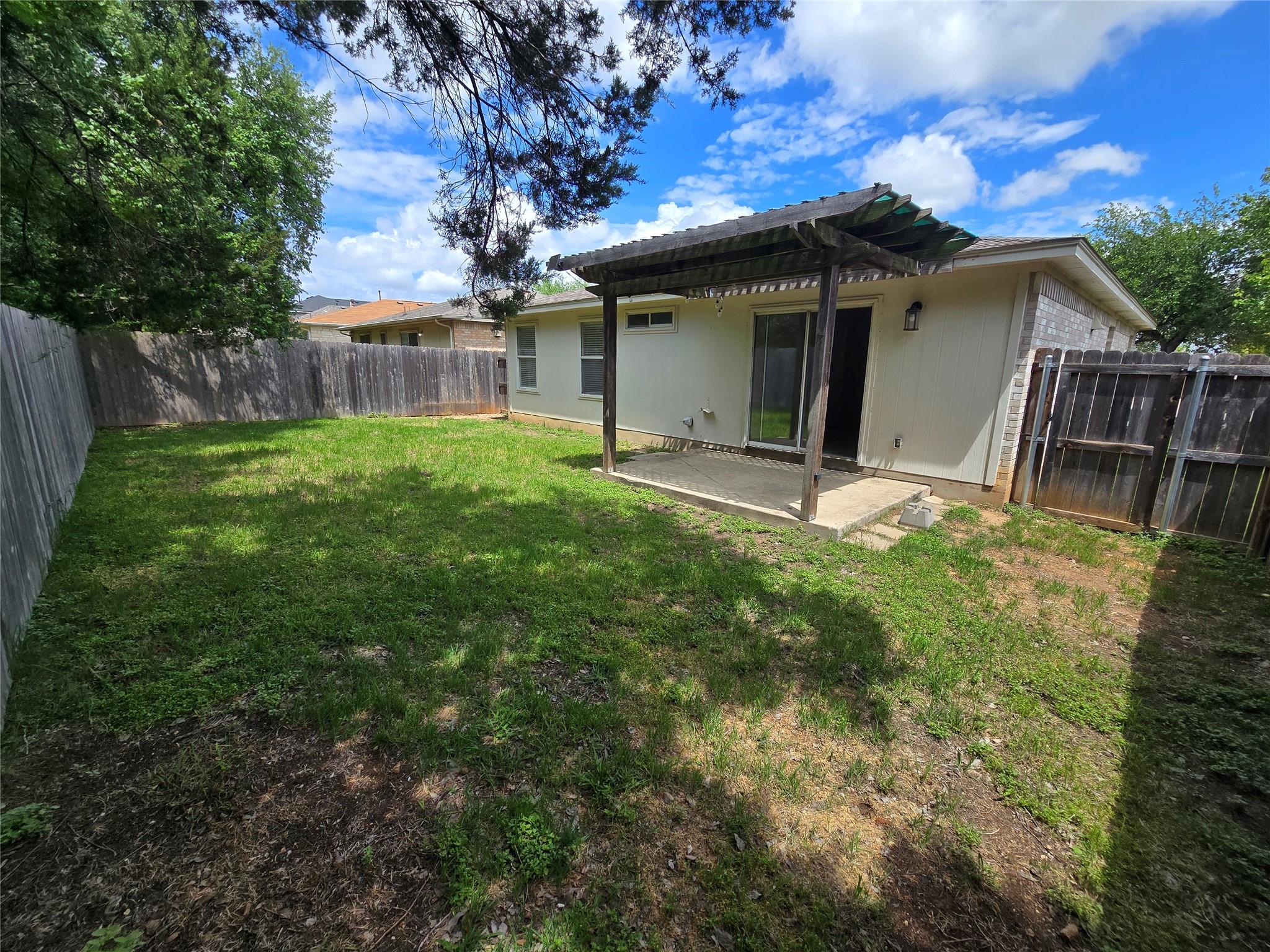 2011 Garrison Dr, Leander, TX 78641