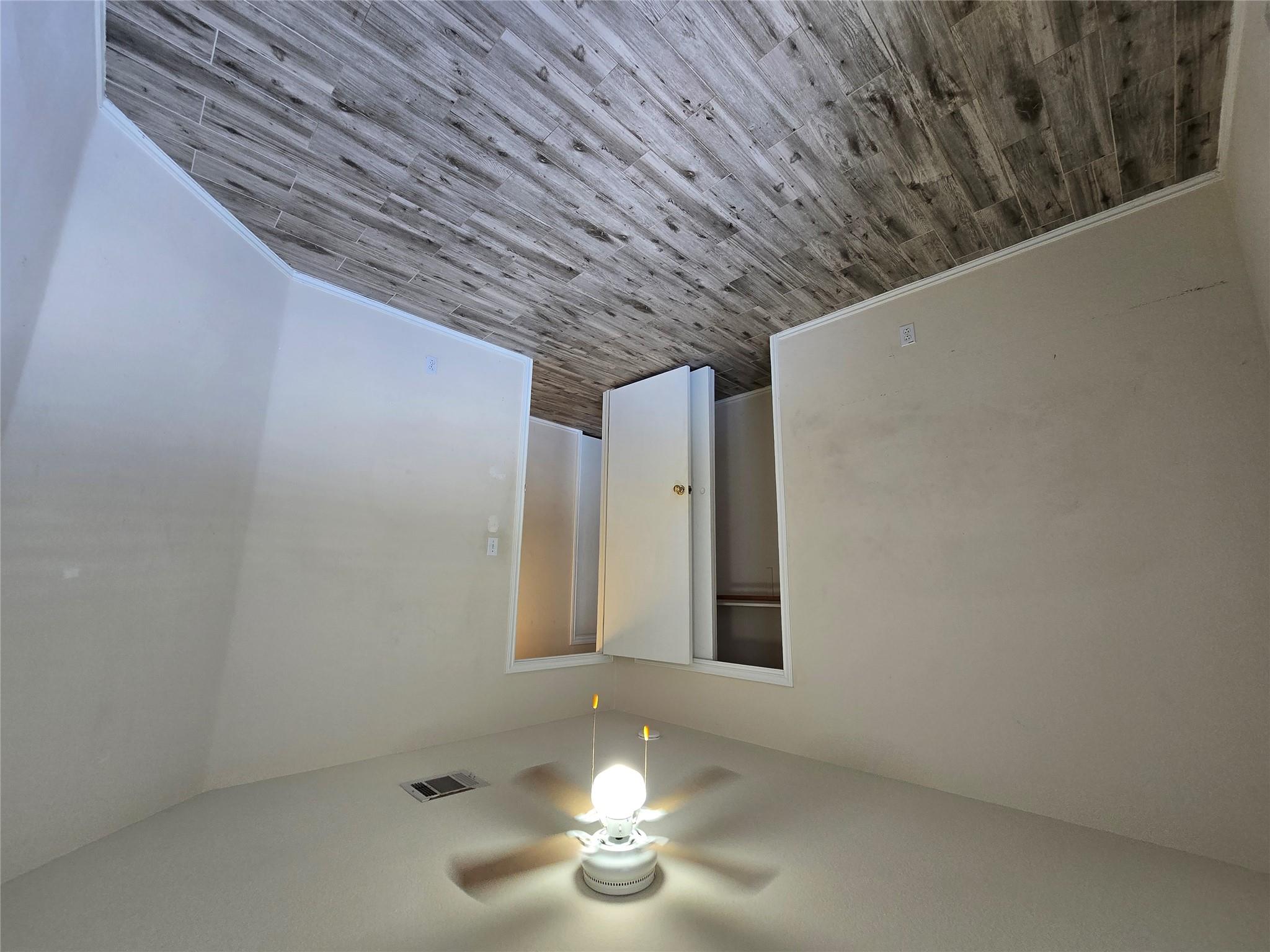 2011 Garrison Dr, Leander, TX 78641