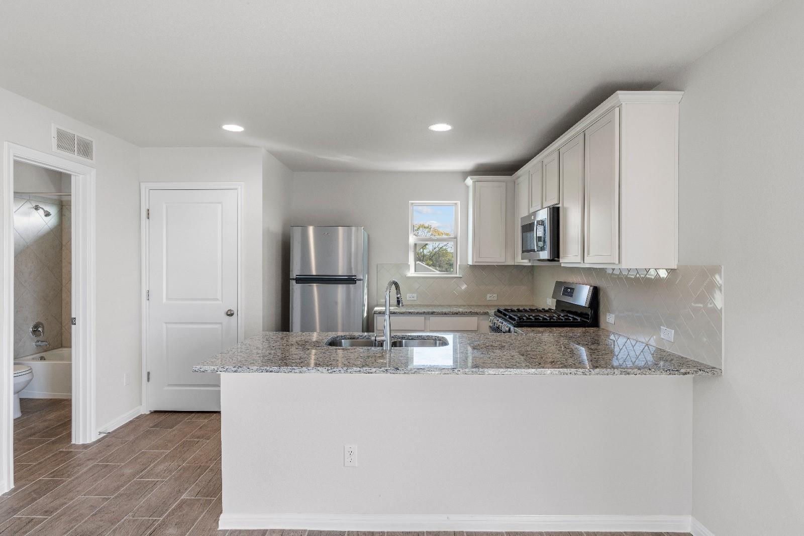 1725 Lakota Ln, Leander, TX 78641