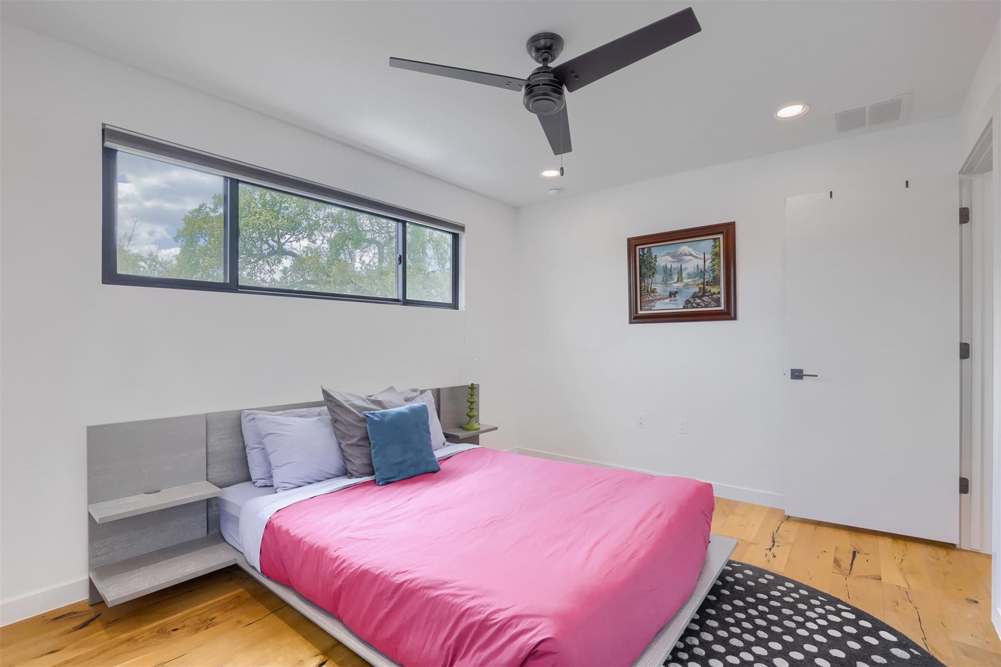 2001 Sl Davis Ave, Austin, TX 78702