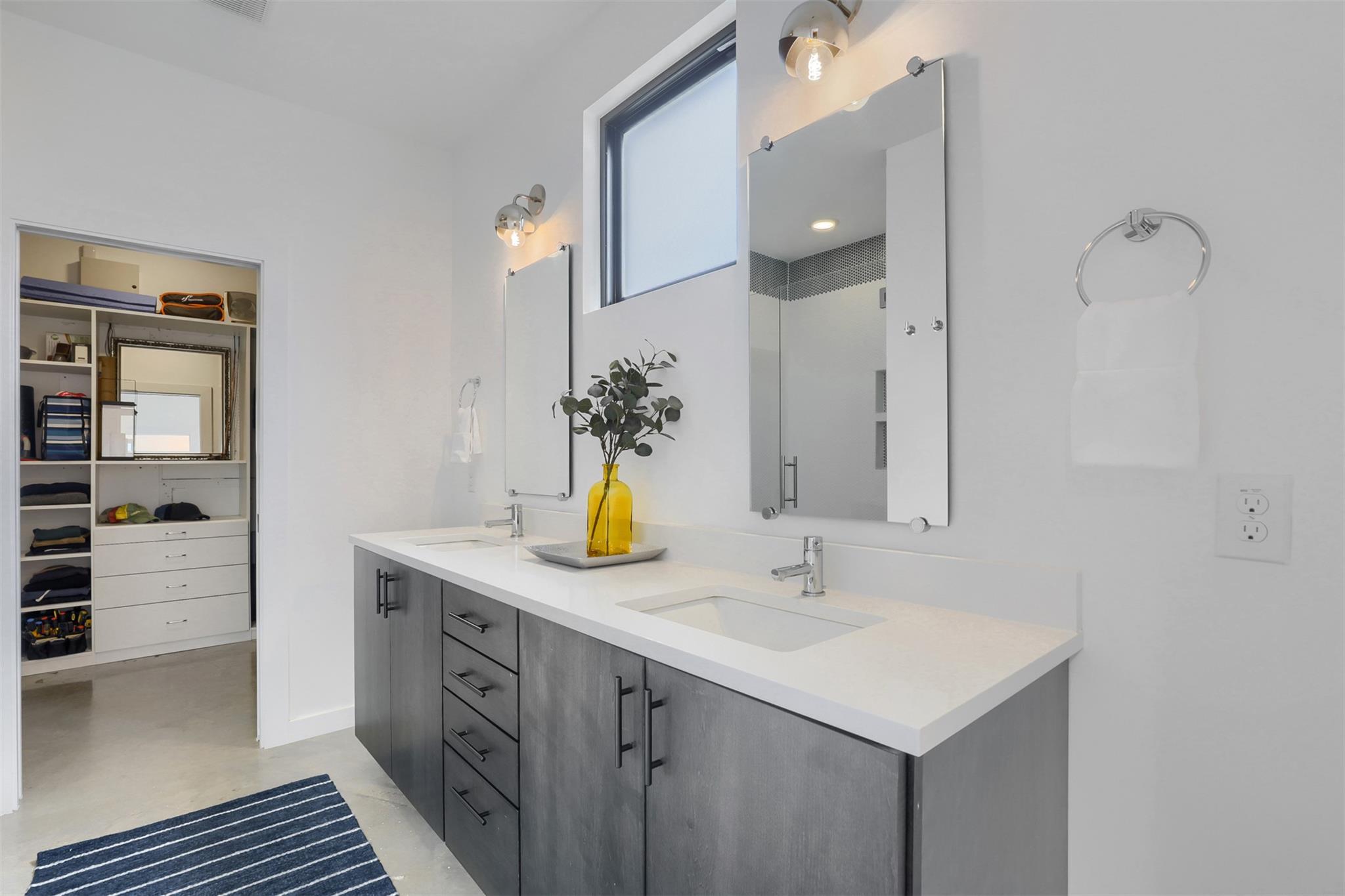 2001 Sl Davis Ave, Austin, TX 78702