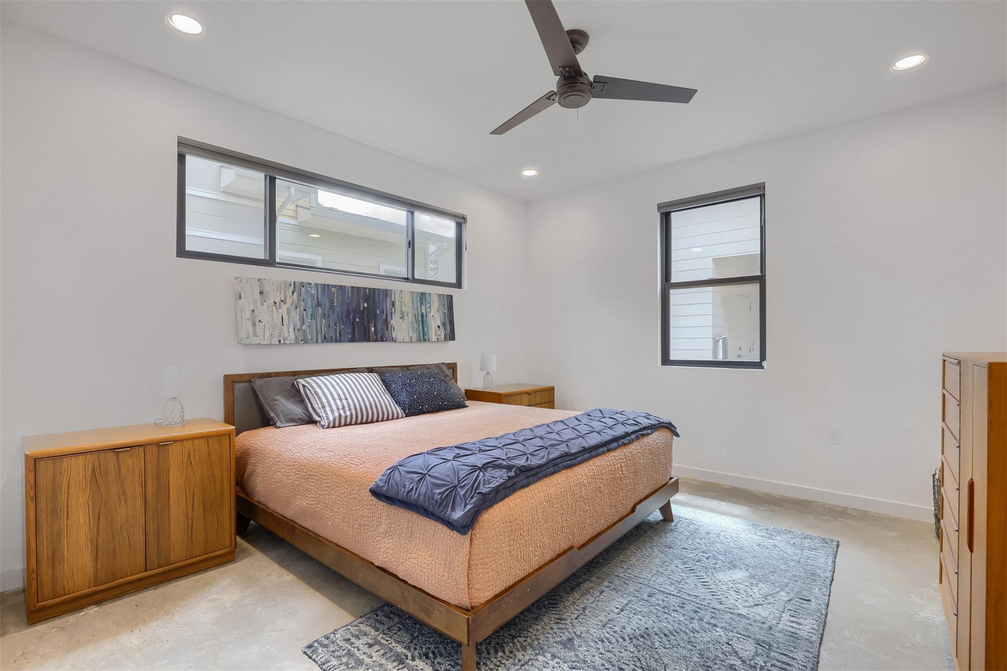 2001 Sl Davis Ave, Austin, TX 78702