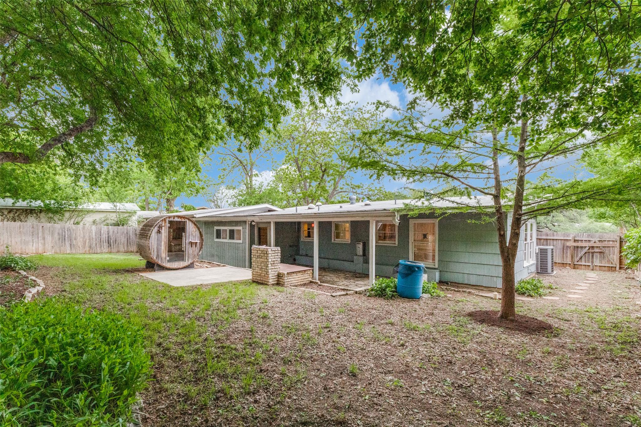 11504 Oakwood Dr, Austin, TX 78753