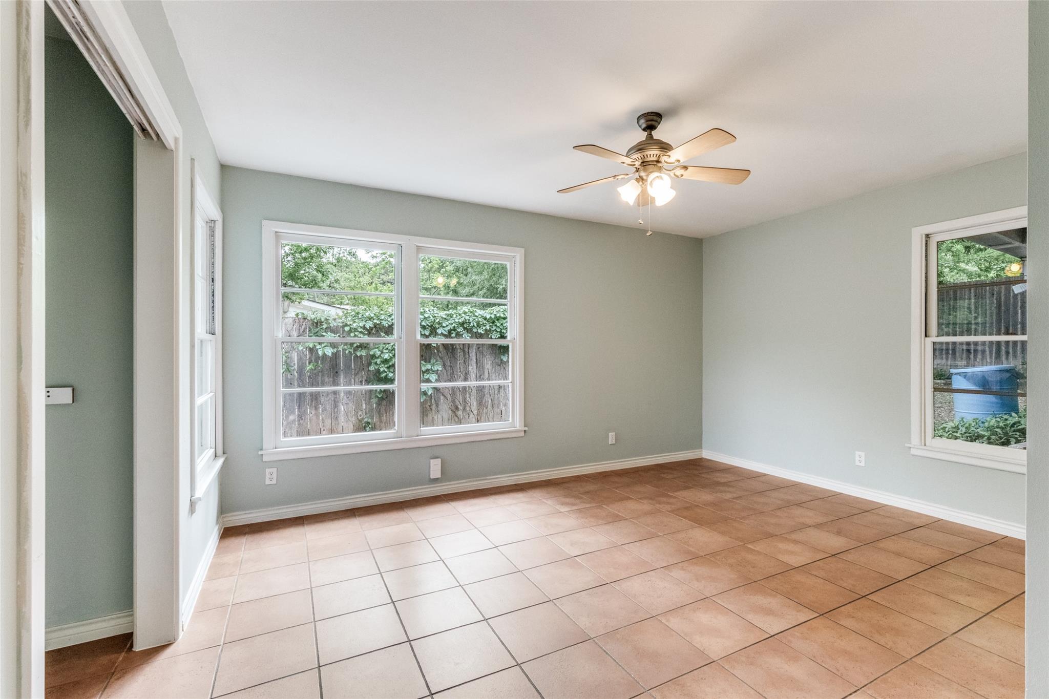 11504 Oakwood Dr, Austin, TX 78753