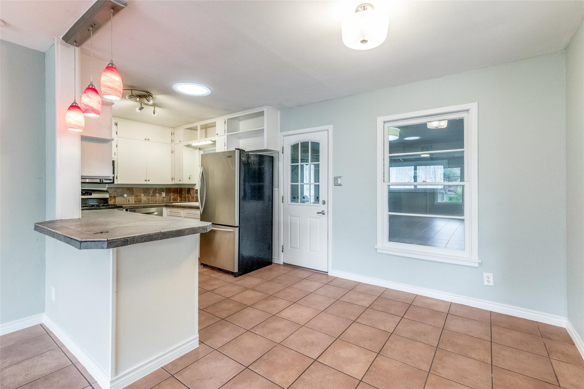 11504 Oakwood Dr, Austin, TX 78753