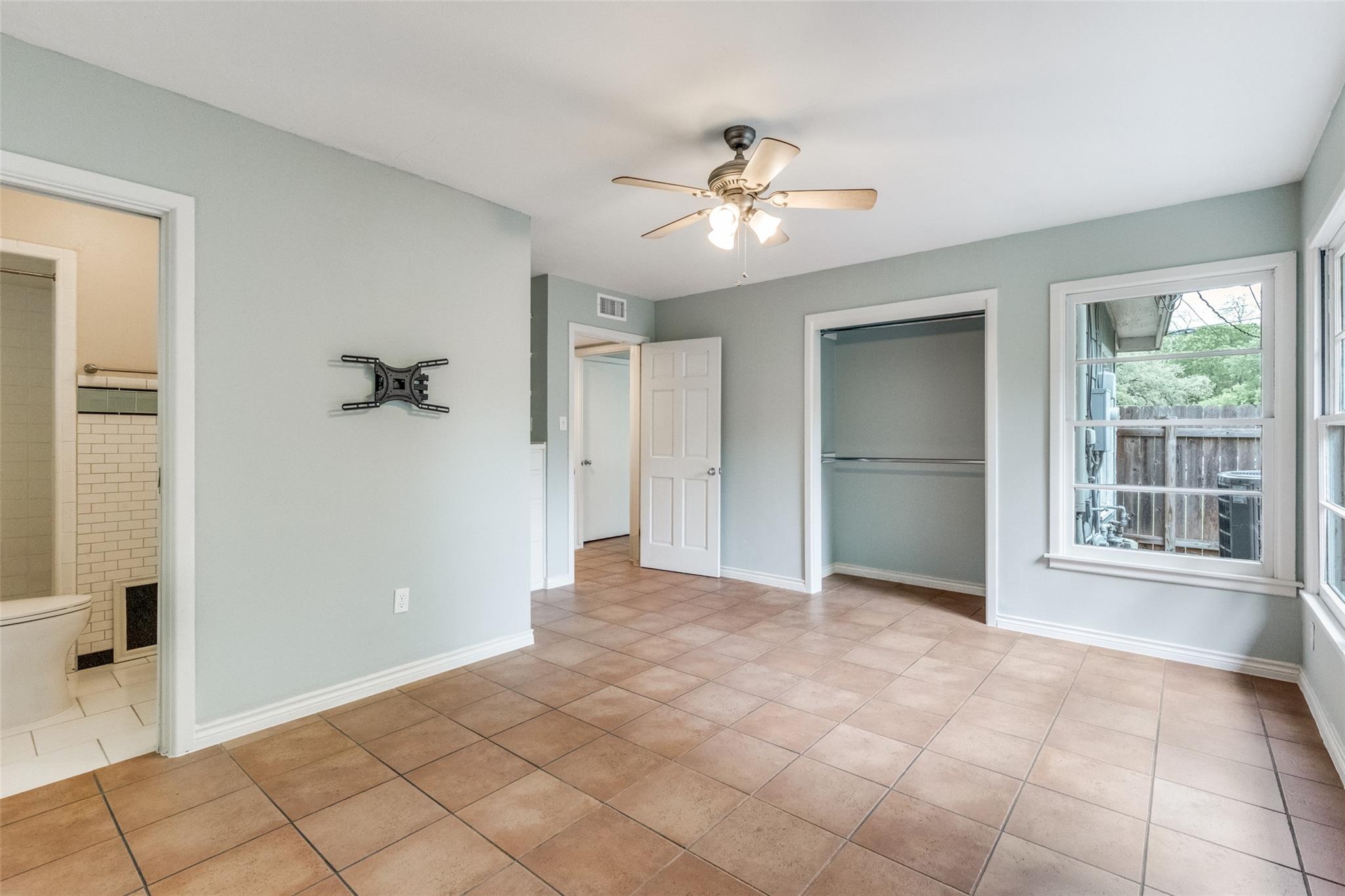 11504 Oakwood Dr, Austin, TX 78753