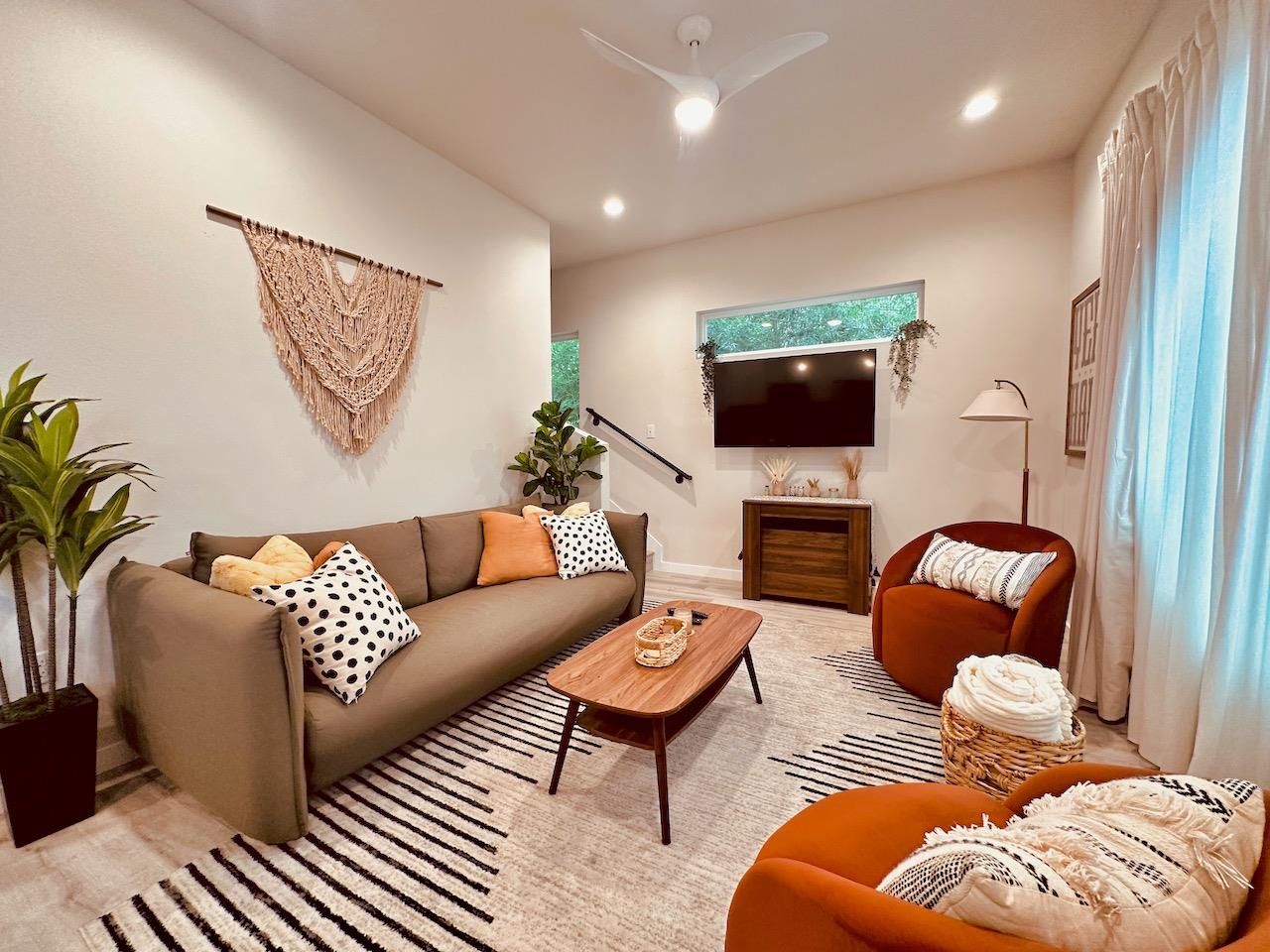 4706 Sylvandale Dr # 2, Austin, TX 78745