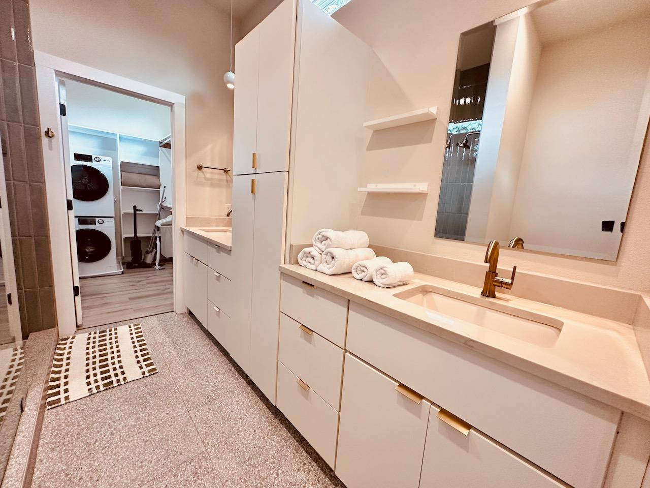 4706 Sylvandale Dr # 2, Austin, TX 78745