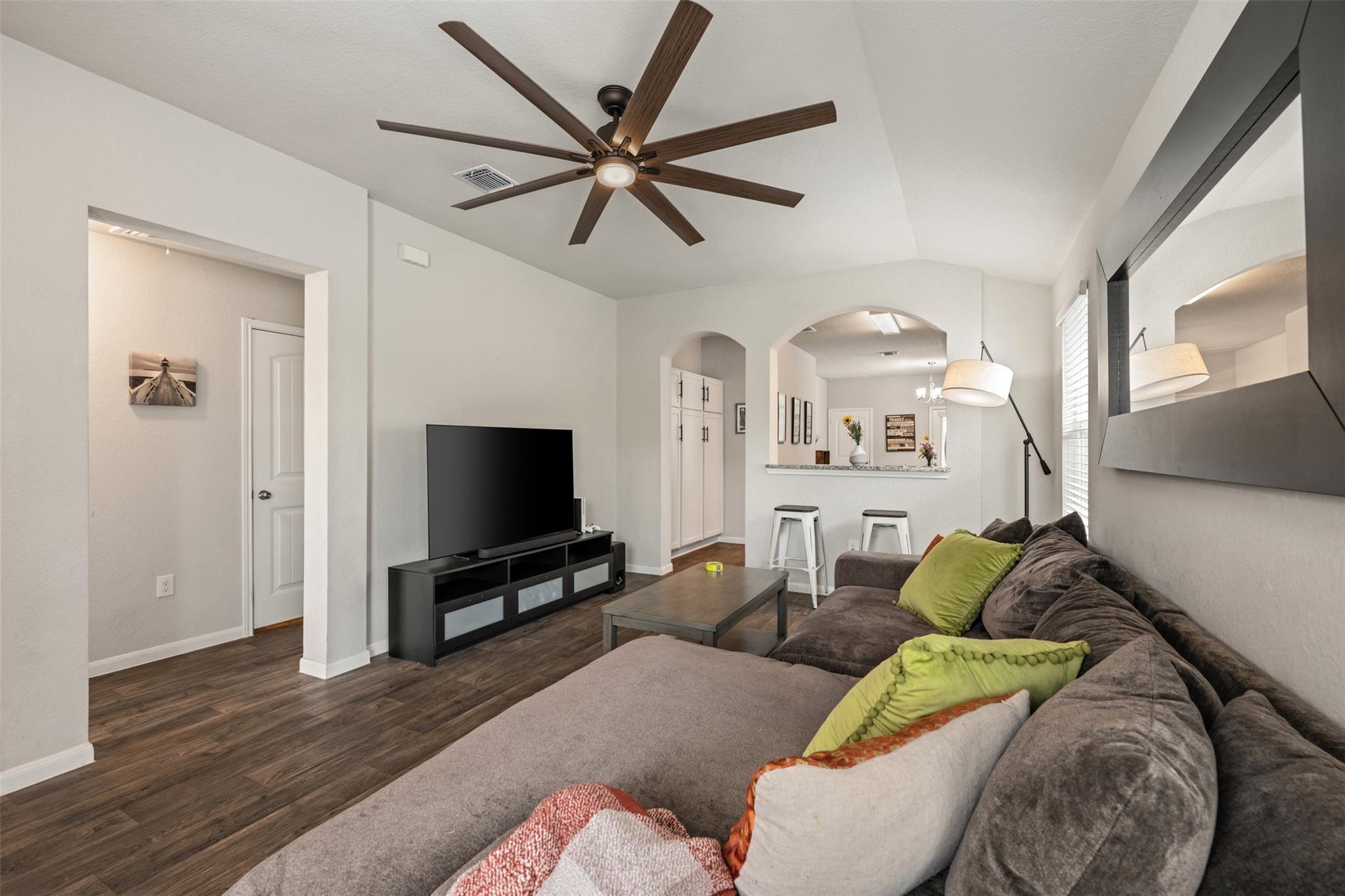 2006 Arborside Dr, Austin, TX 78754