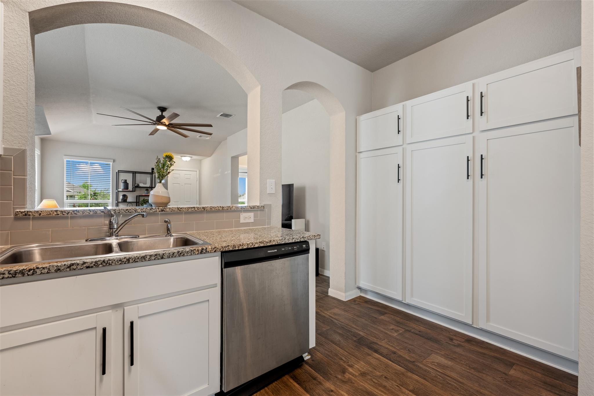 2006 Arborside Dr, Austin, TX 78754