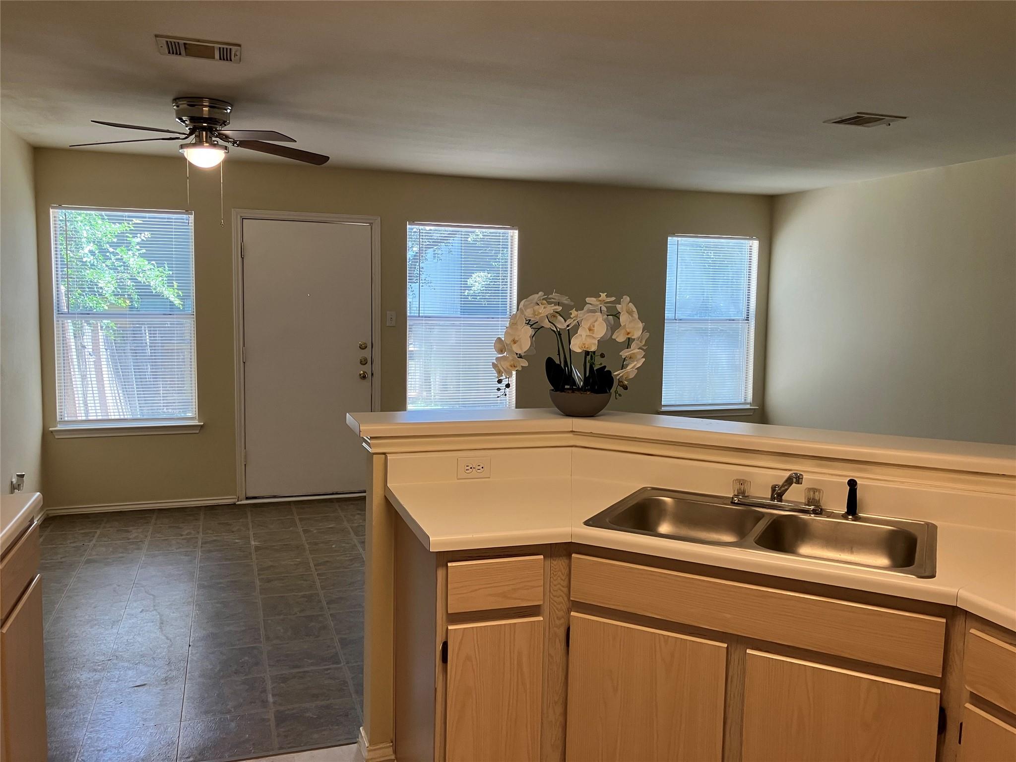 9629 Sugar Hill Dr # B, Austin, TX 78748