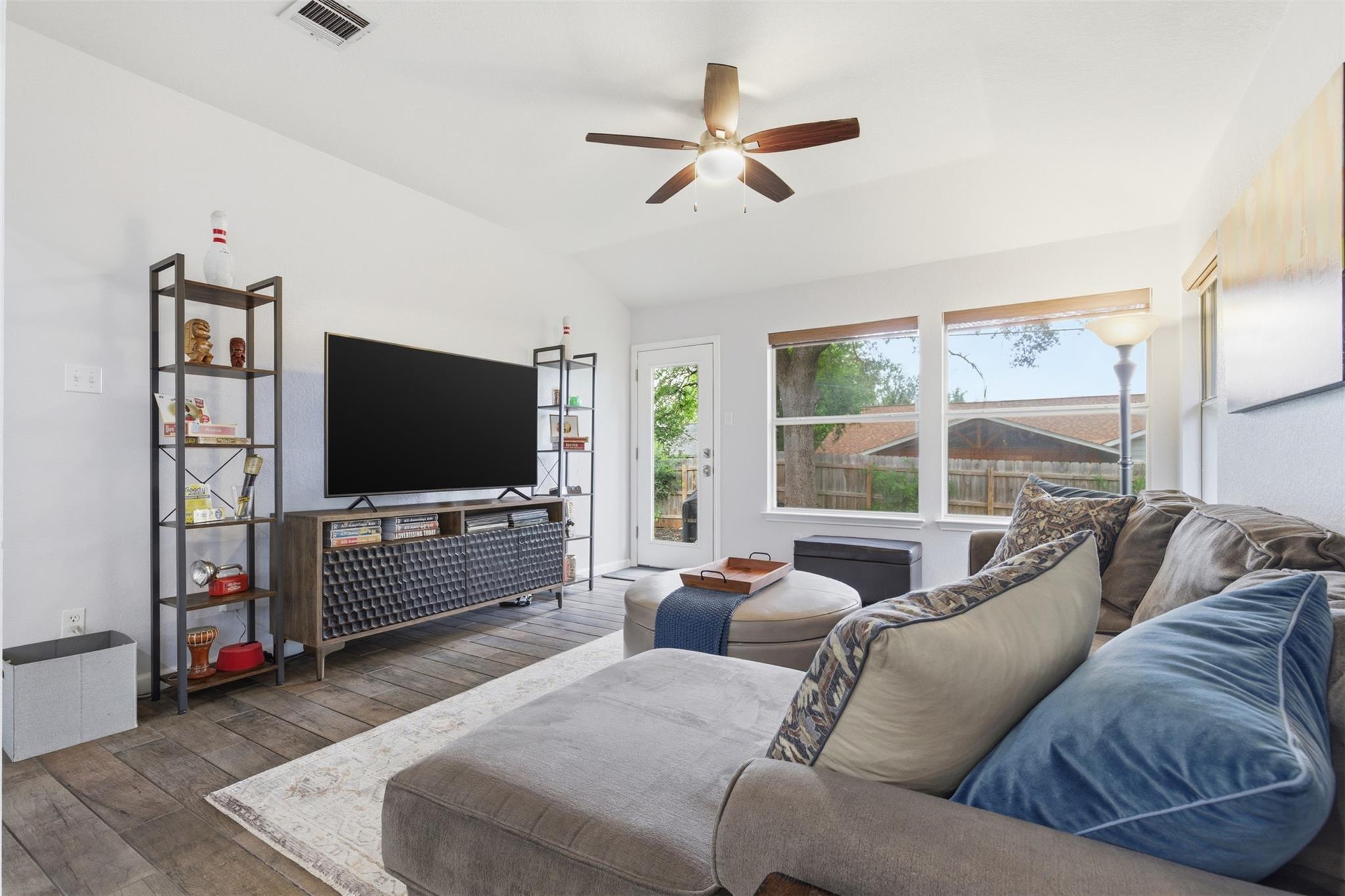 4500 Destinys Gate Dr, Austin, TX 78727