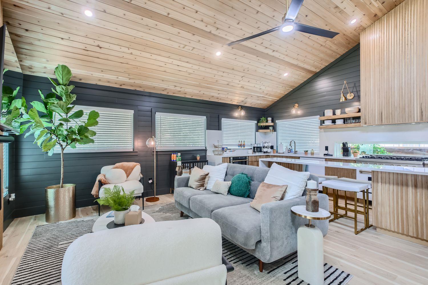 852 N Houston Ave, New Braunfels, TX 78130