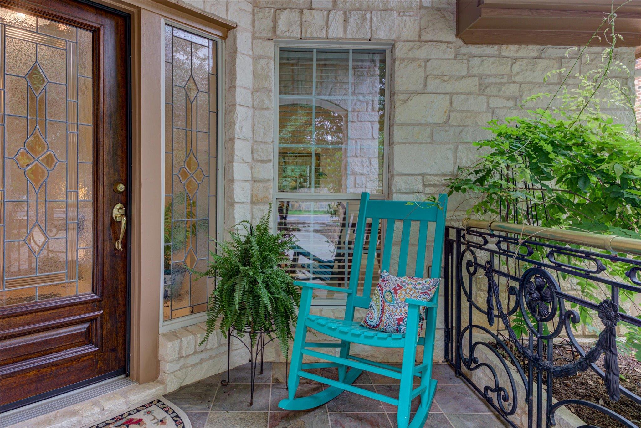 9413 La Puente Dr, Austin, TX 78749