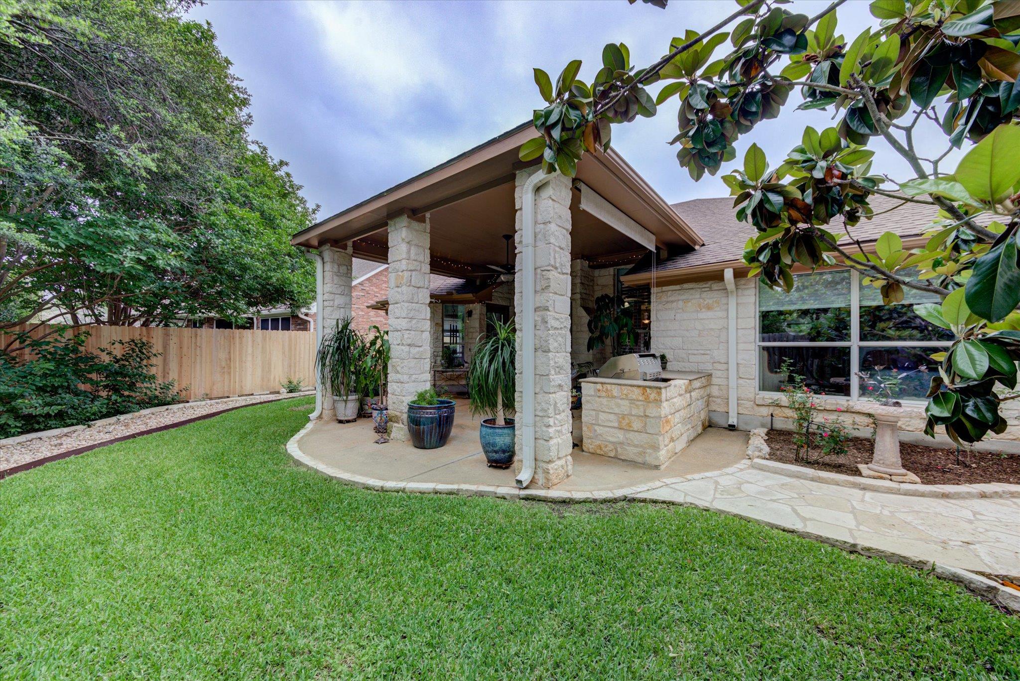 9413 La Puente Dr, Austin, TX 78749
