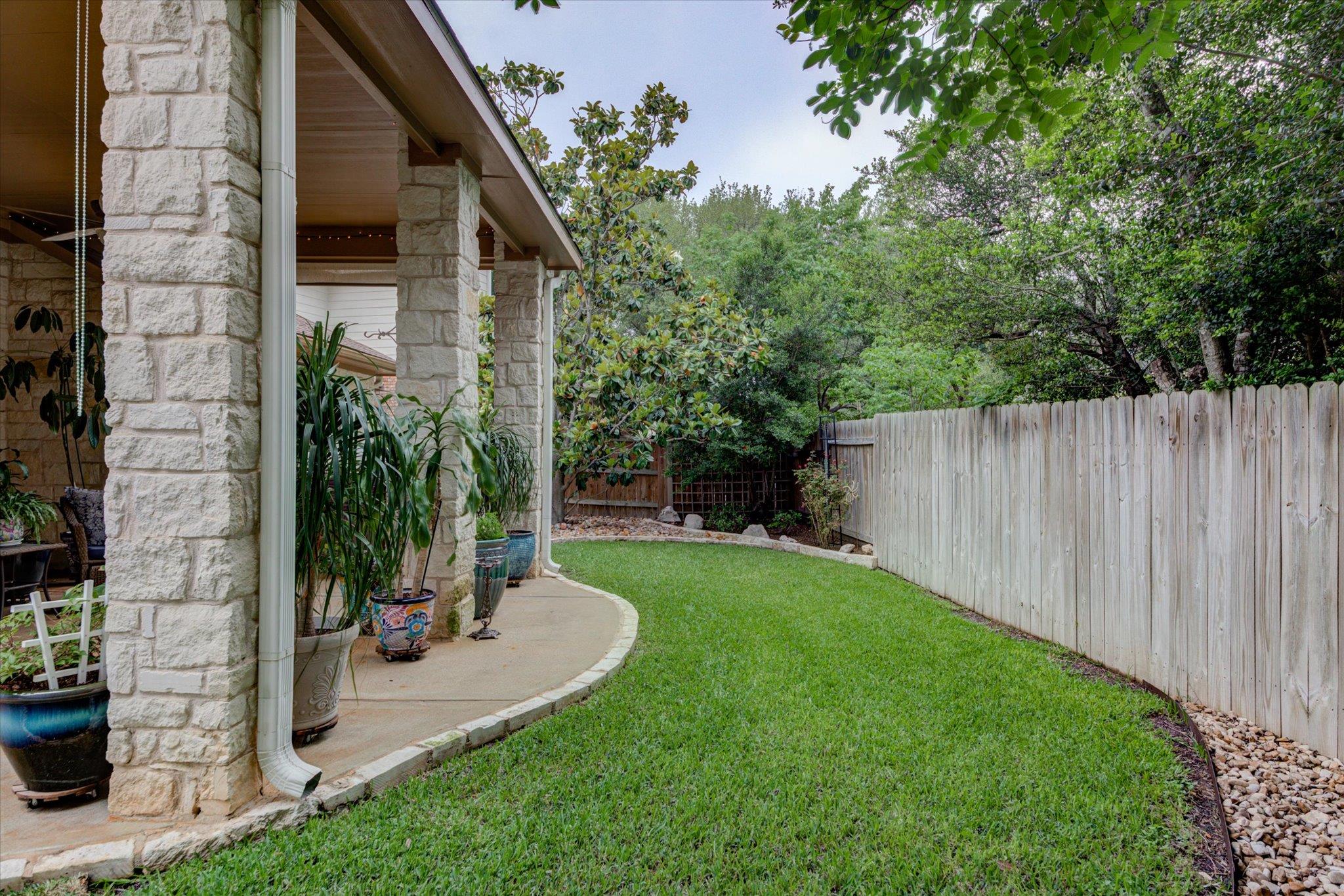 9413 La Puente Dr, Austin, TX 78749