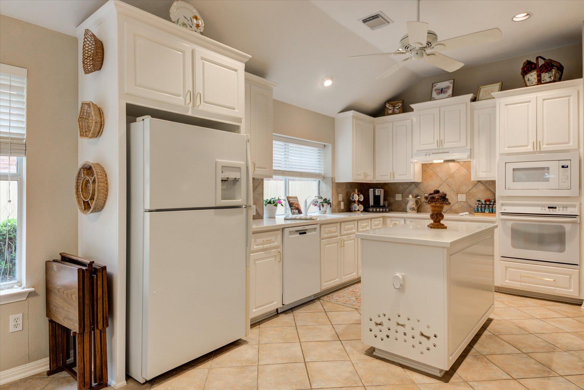 9413 La Puente Dr, Austin, TX 78749