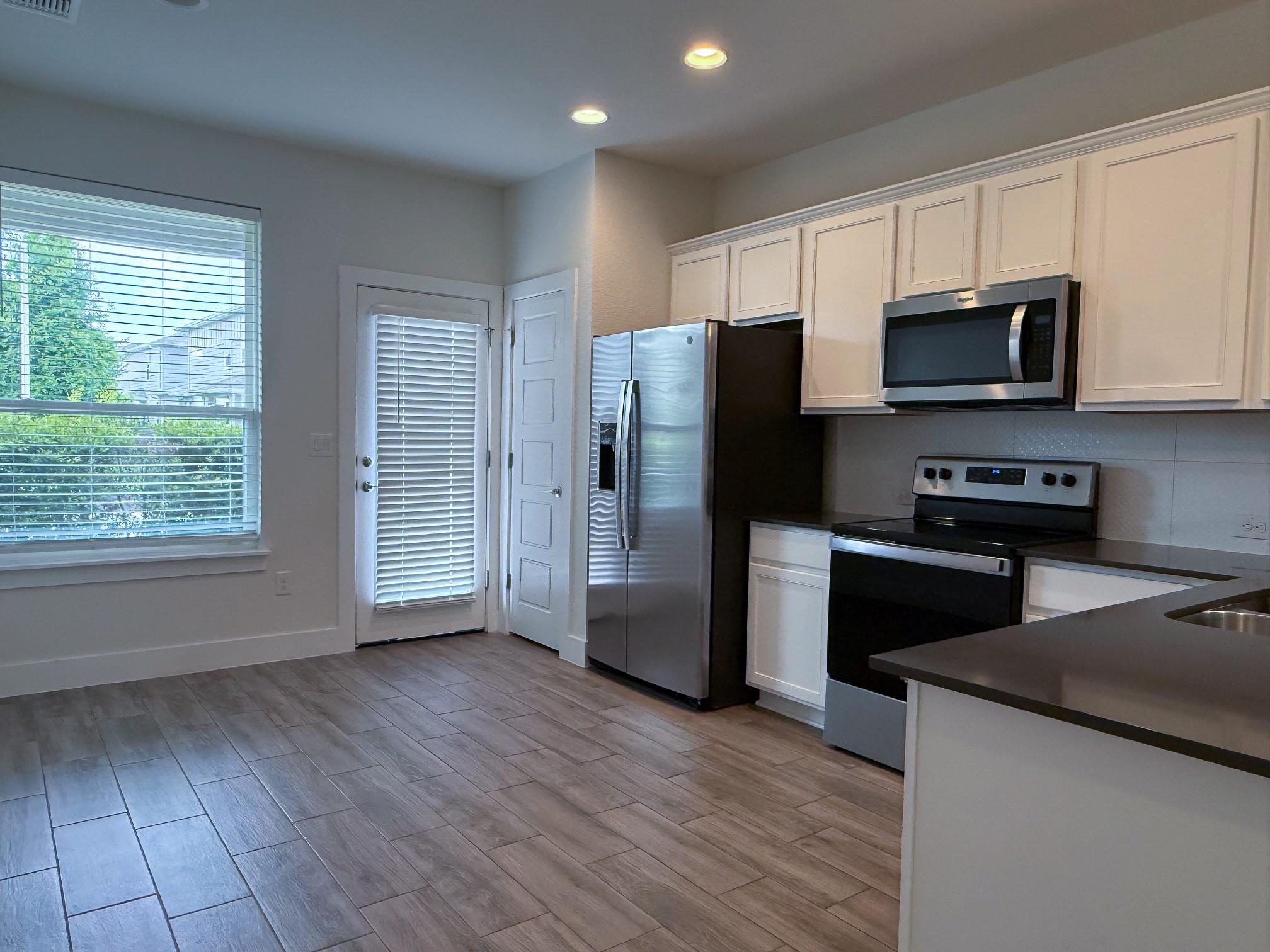 1718 Roseburg Dr # 83, Austin, TX 78754