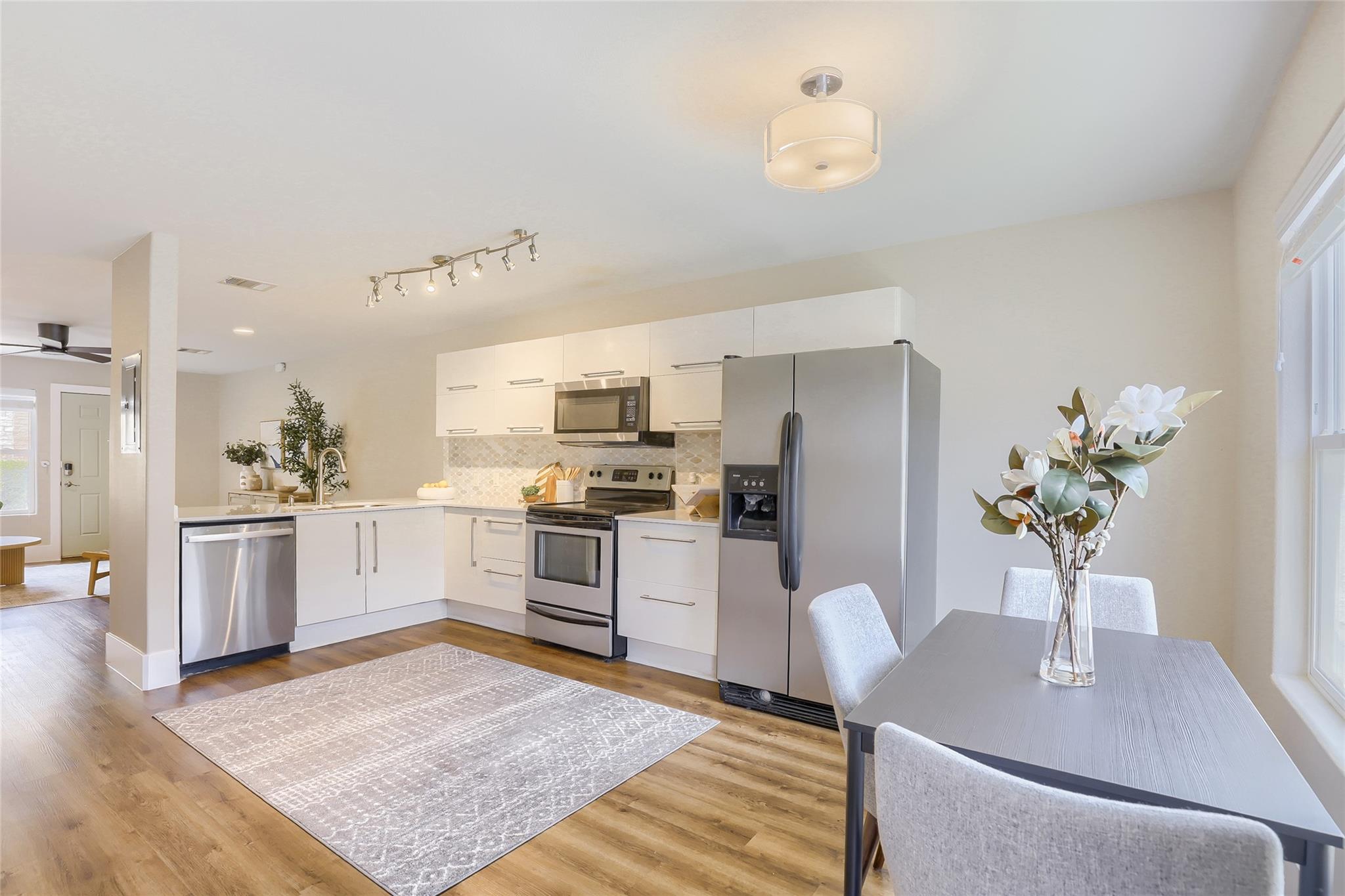 1101 Grove Blvd # 306, Austin, TX 78741