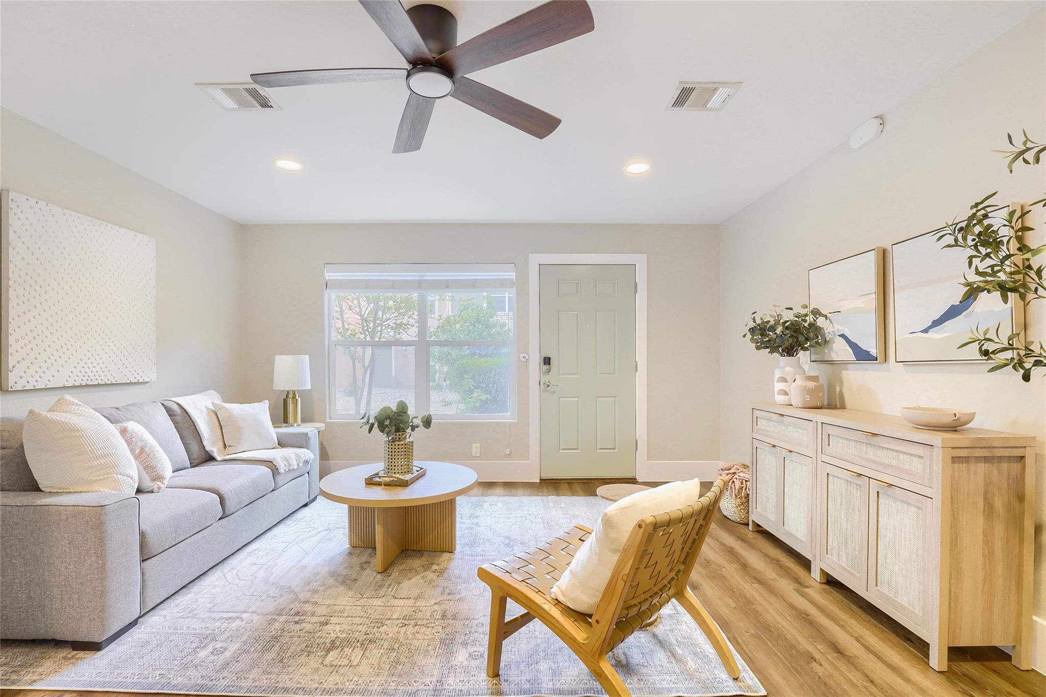 1101 Grove Blvd # 306, Austin, TX 78741