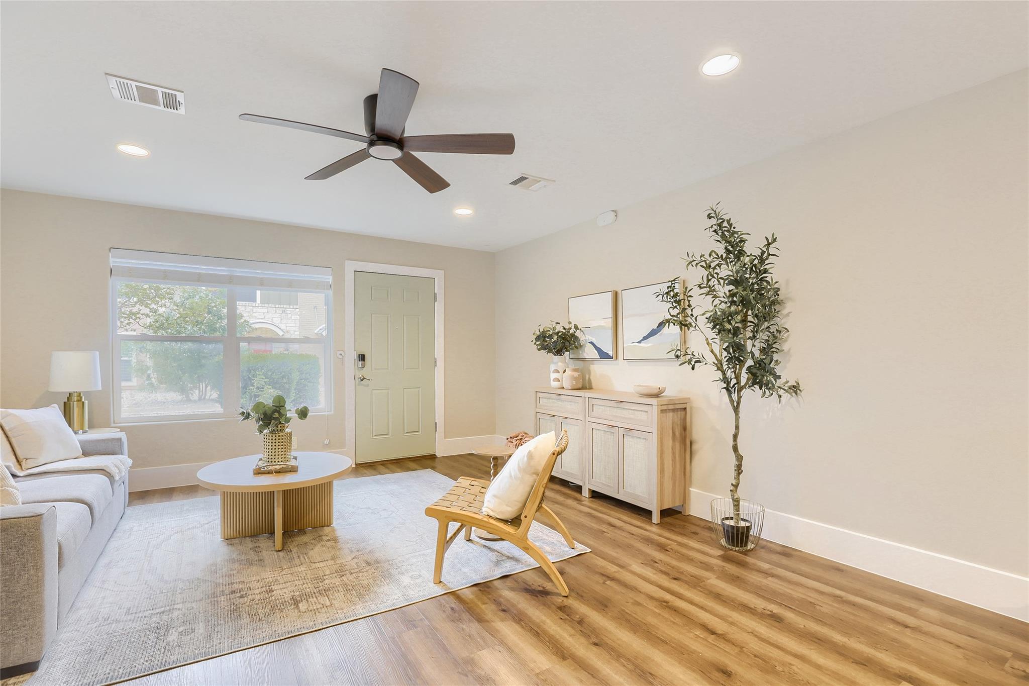 1101 Grove Blvd # 306, Austin, TX 78741