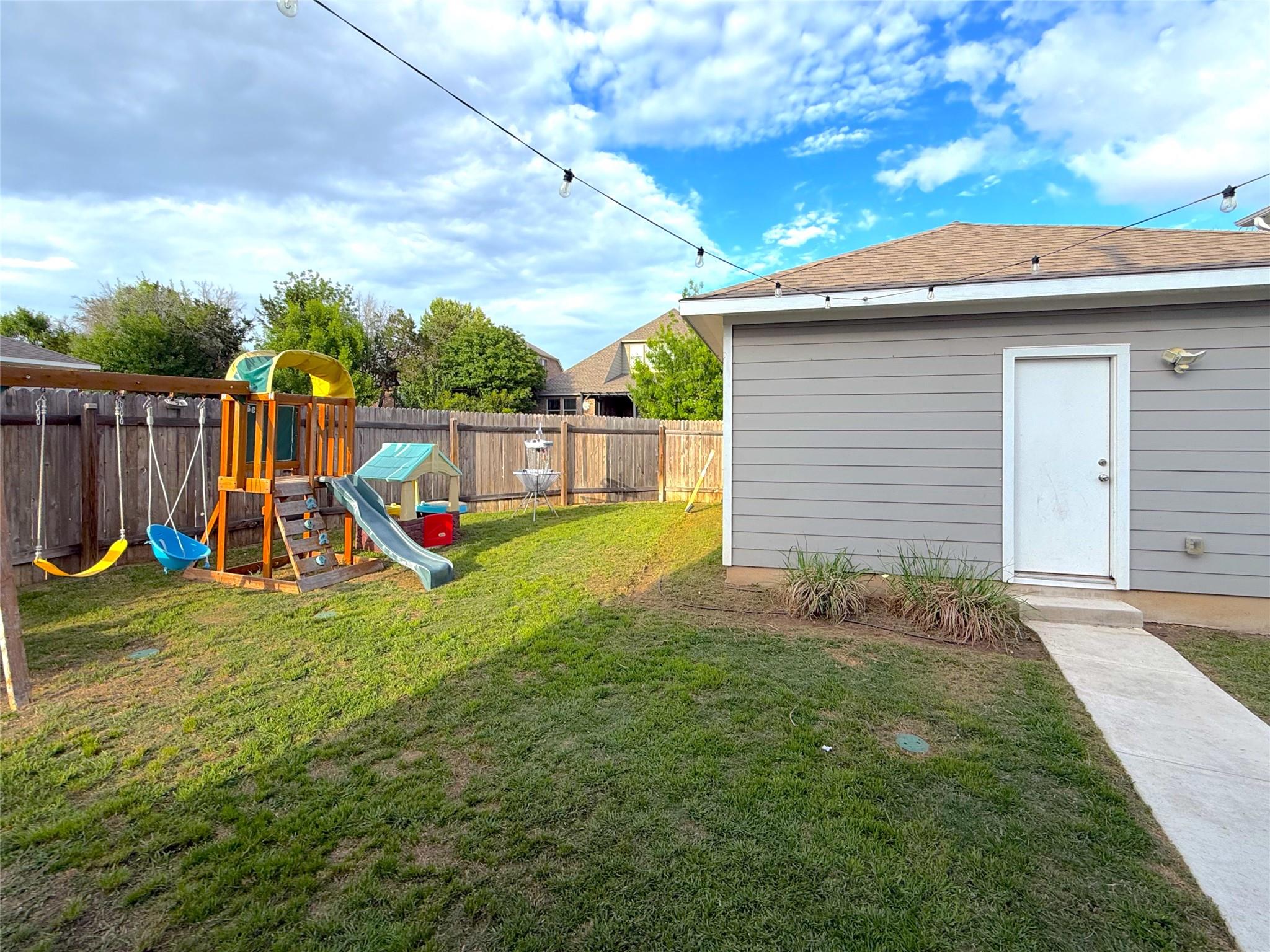 2004 Pecan Island Dr, Leander, TX 78641