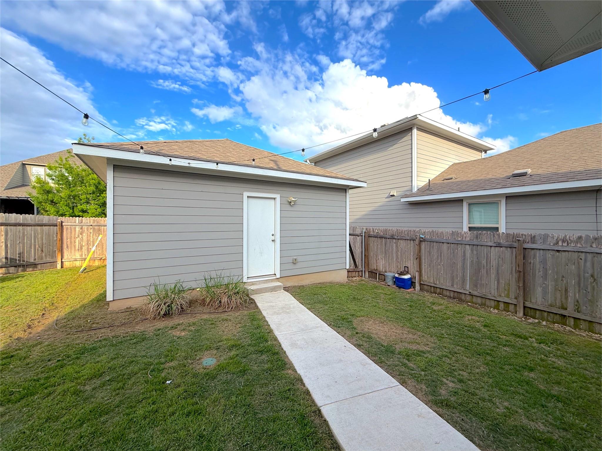 2004 Pecan Island Dr, Leander, TX 78641