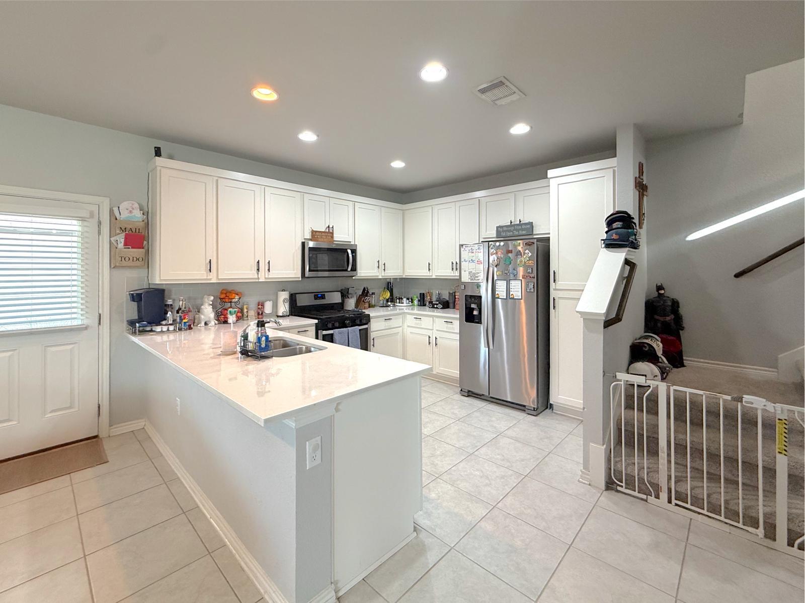 2004 Pecan Island Dr, Leander, TX 78641