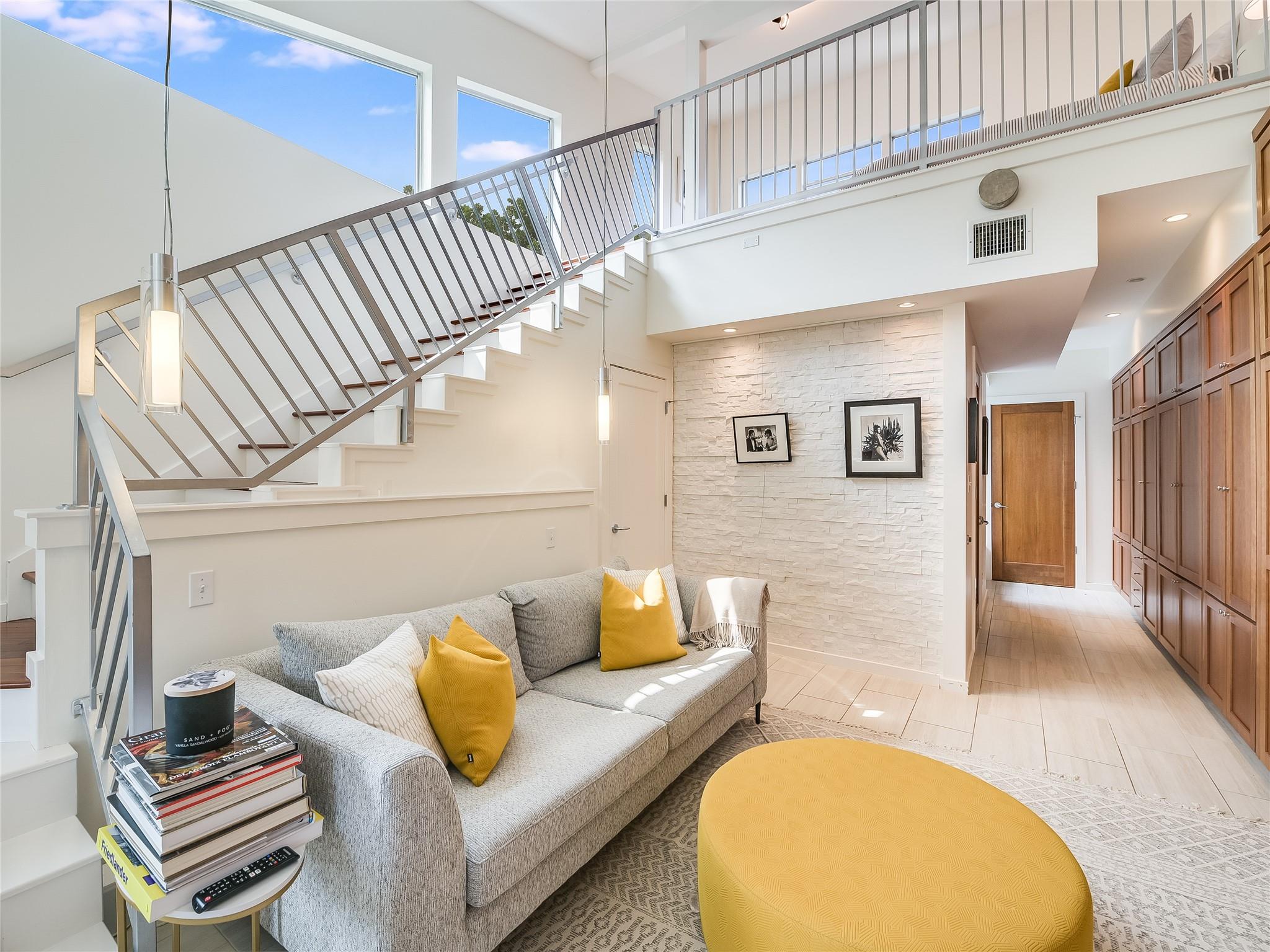 1621 W 12th St # A, Austin, TX 78703