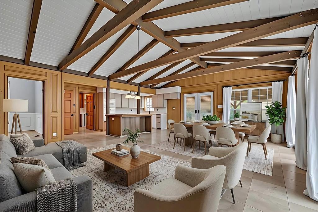 300 Mills St, Smithville, TX 78957