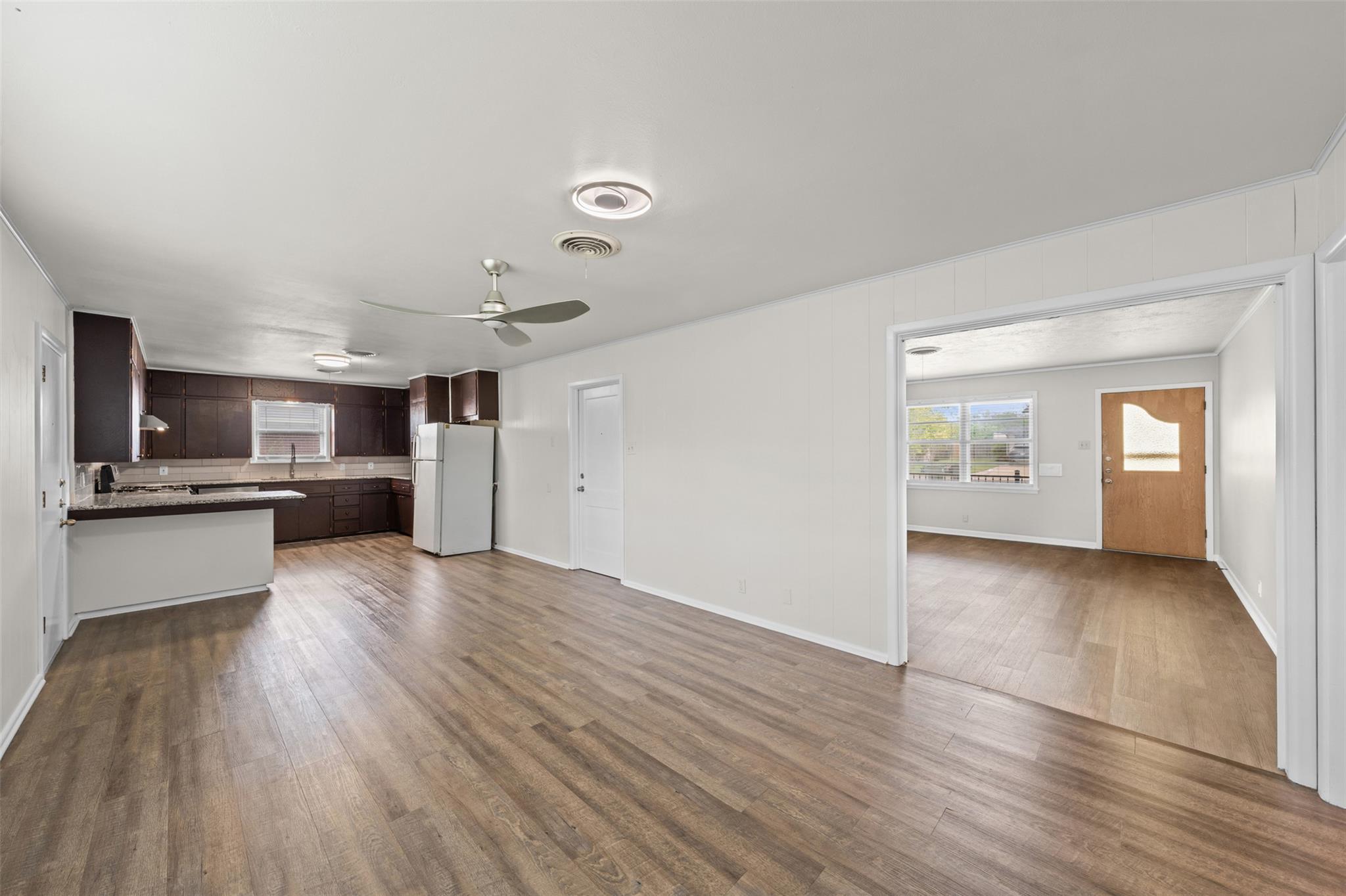 2106 S 47th St, Temple, TX 76504