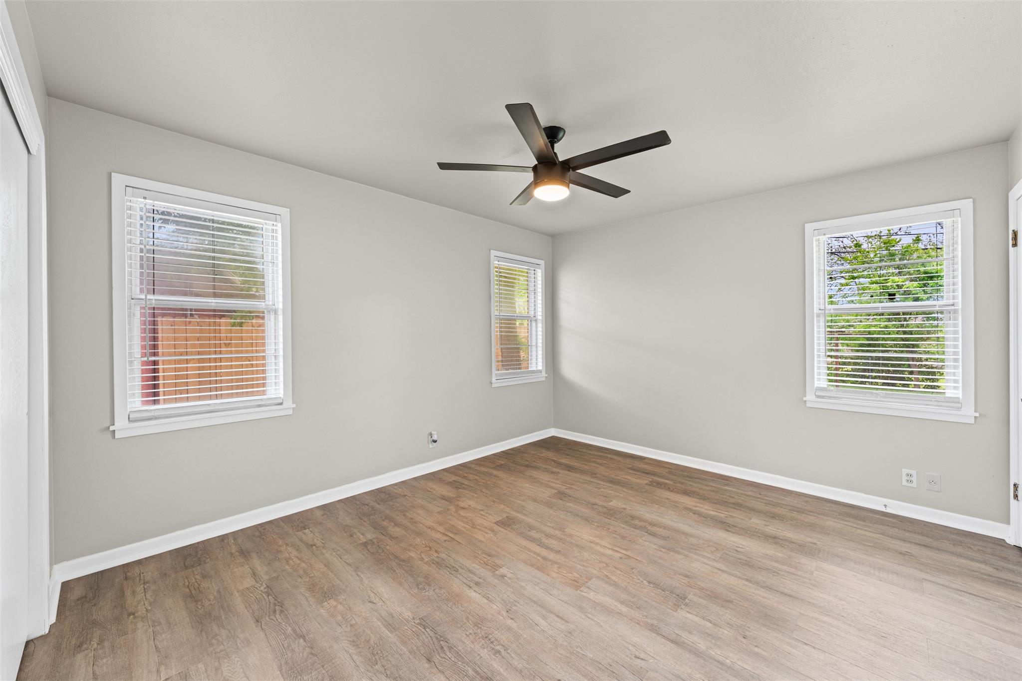 2106 S 47th St, Temple, TX 76504