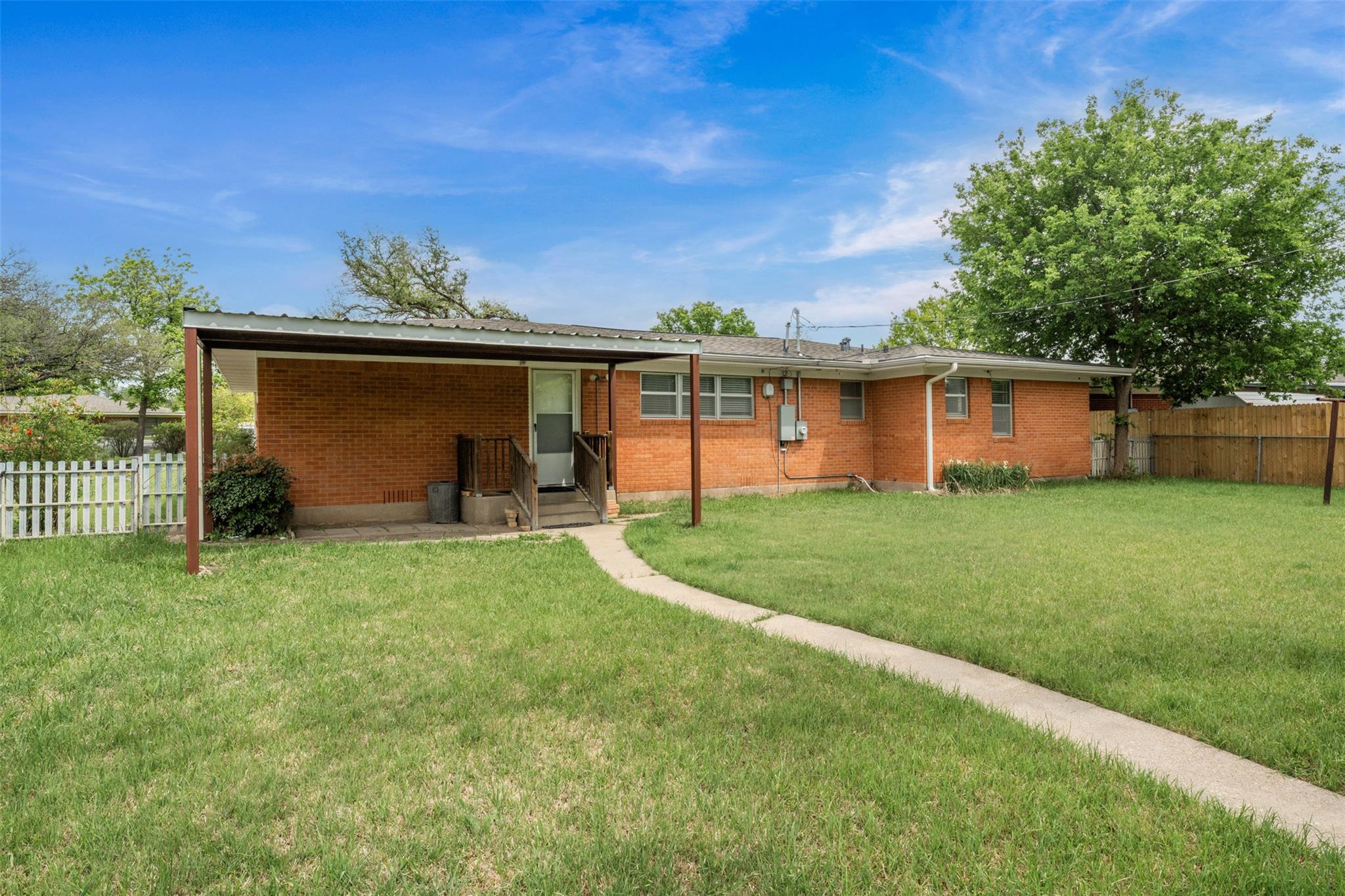 2106 S 47th St, Temple, TX 76504
