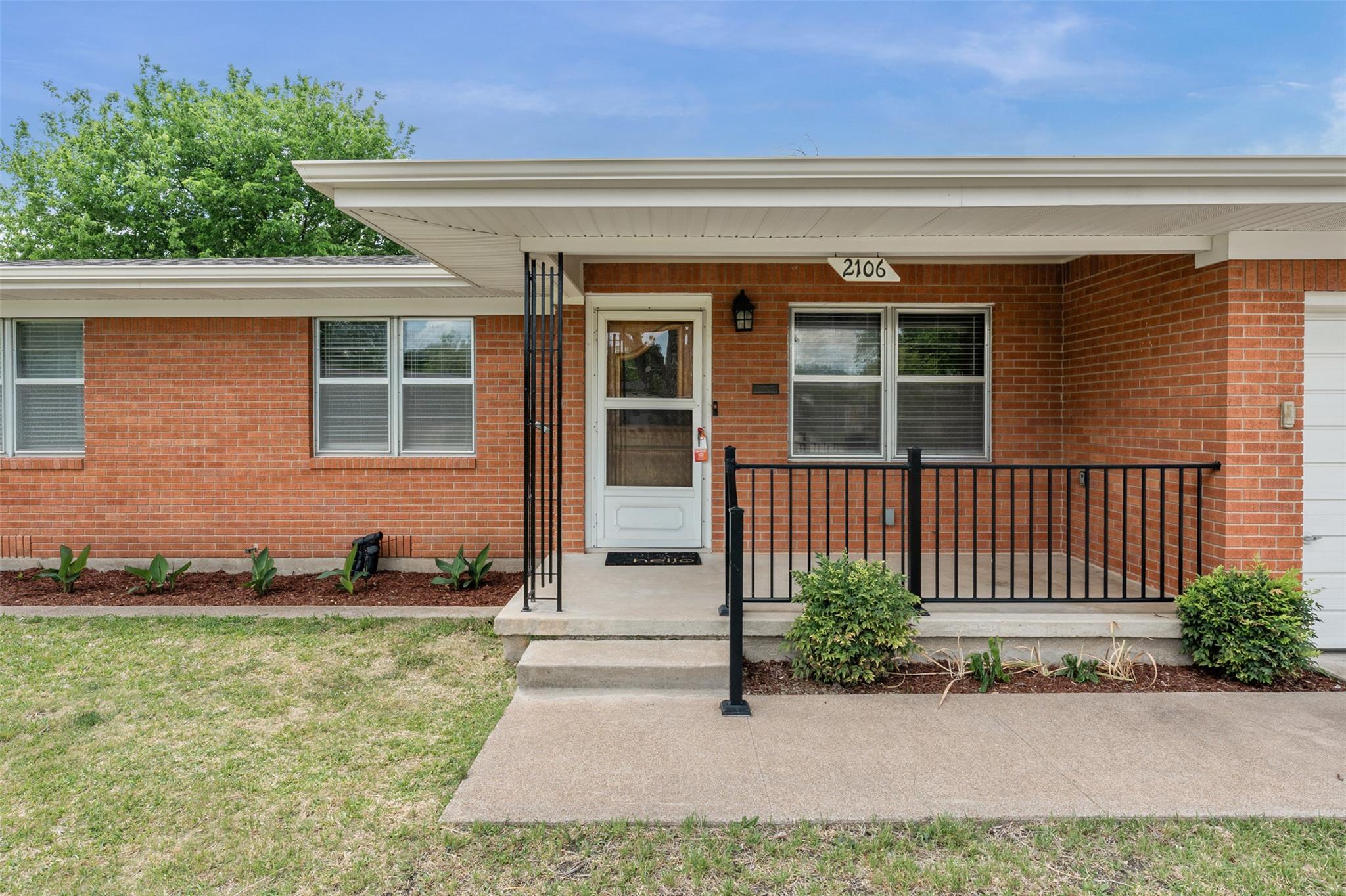 2106 S 47th St, Temple, TX 76504