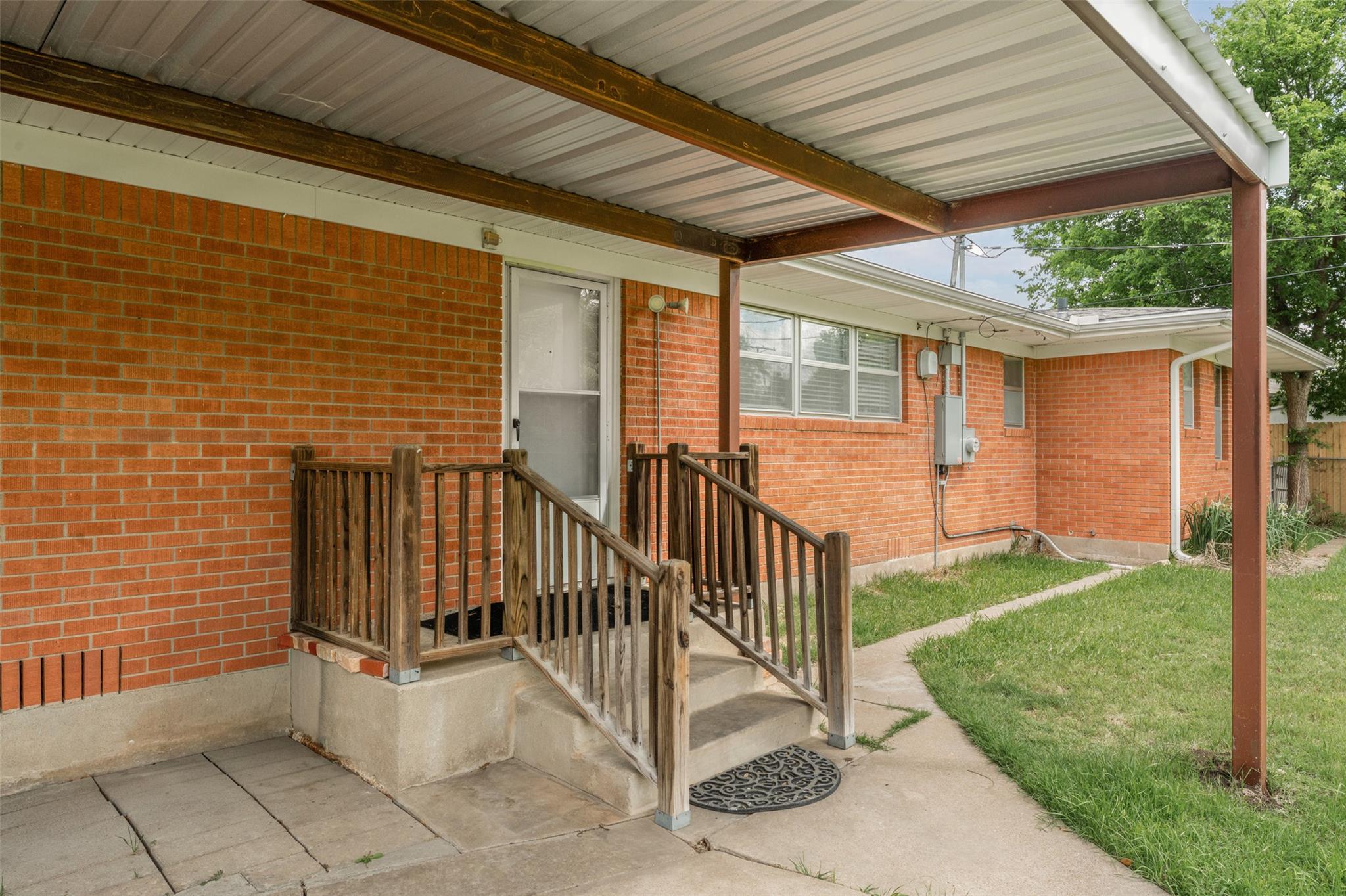 2106 S 47th St, Temple, TX 76504