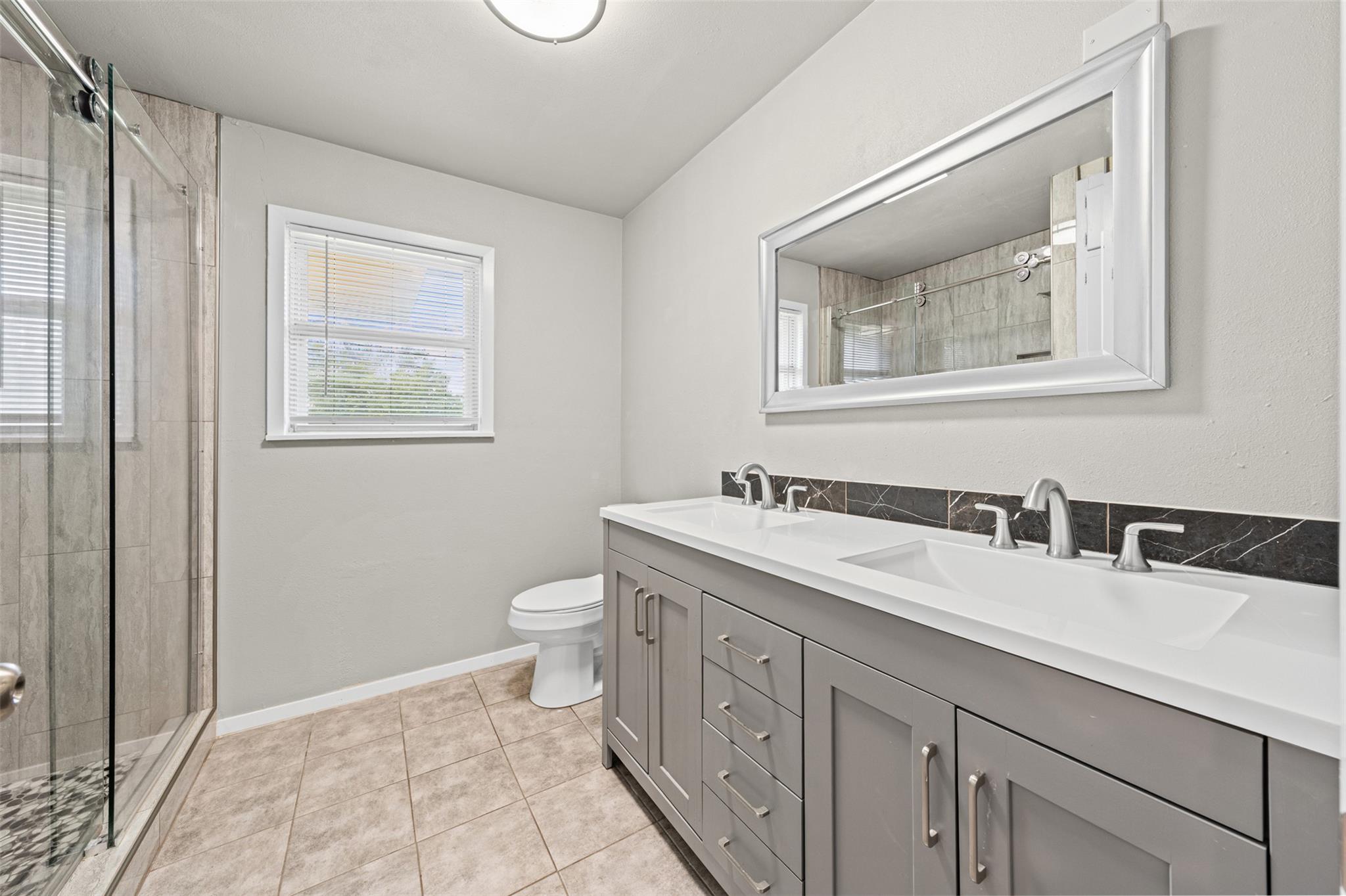 2106 S 47th St, Temple, TX 76504