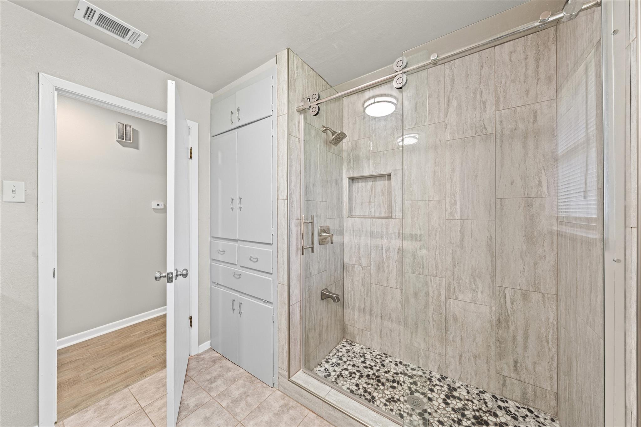 2106 S 47th St, Temple, TX 76504