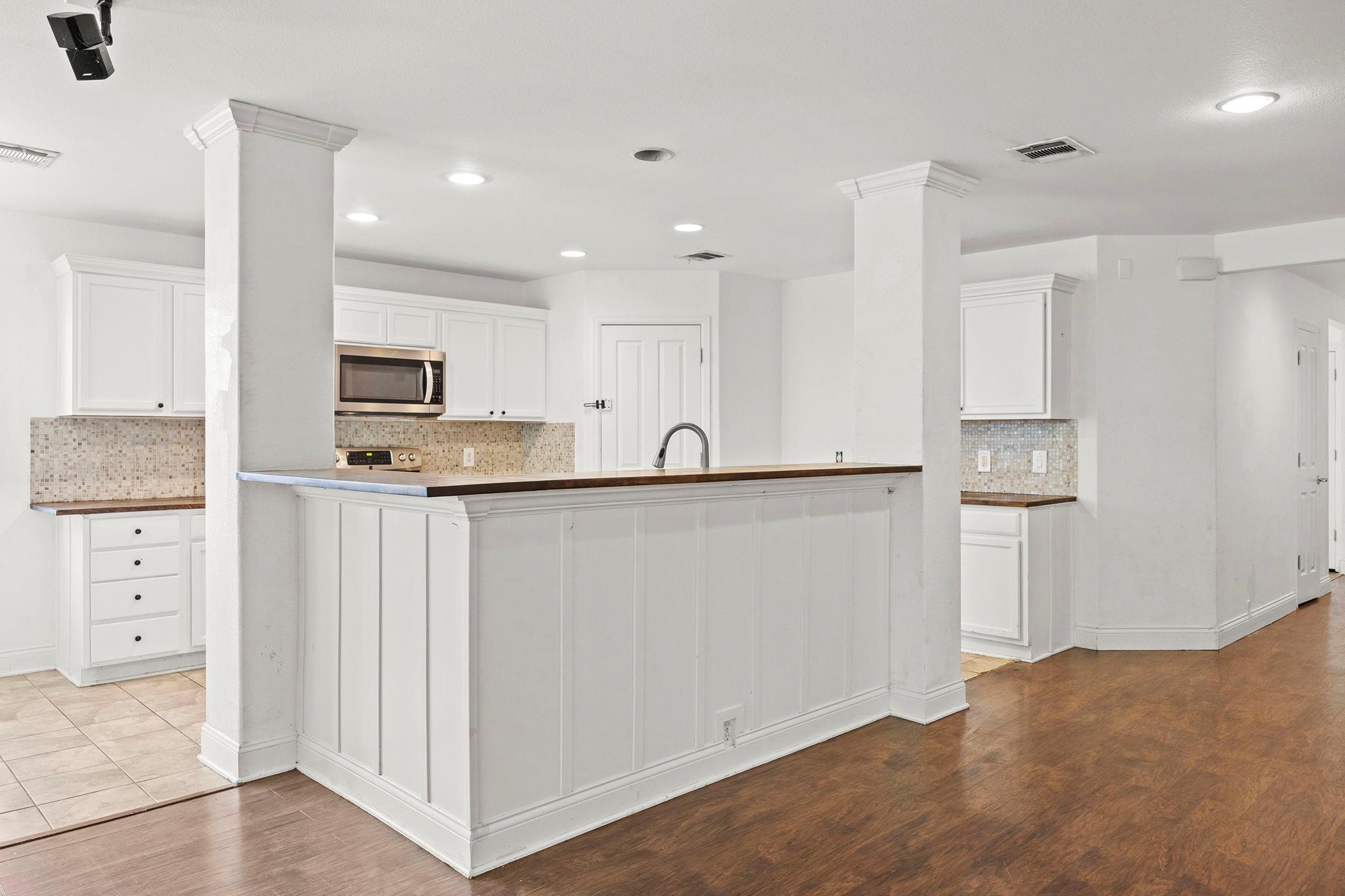 789 Kingfisher Ln, Leander, TX 78641