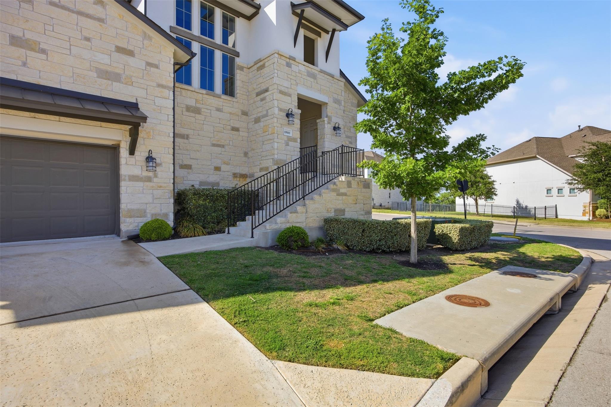 19500 Summit Glory Trl # 139, Spicewood, TX 78669