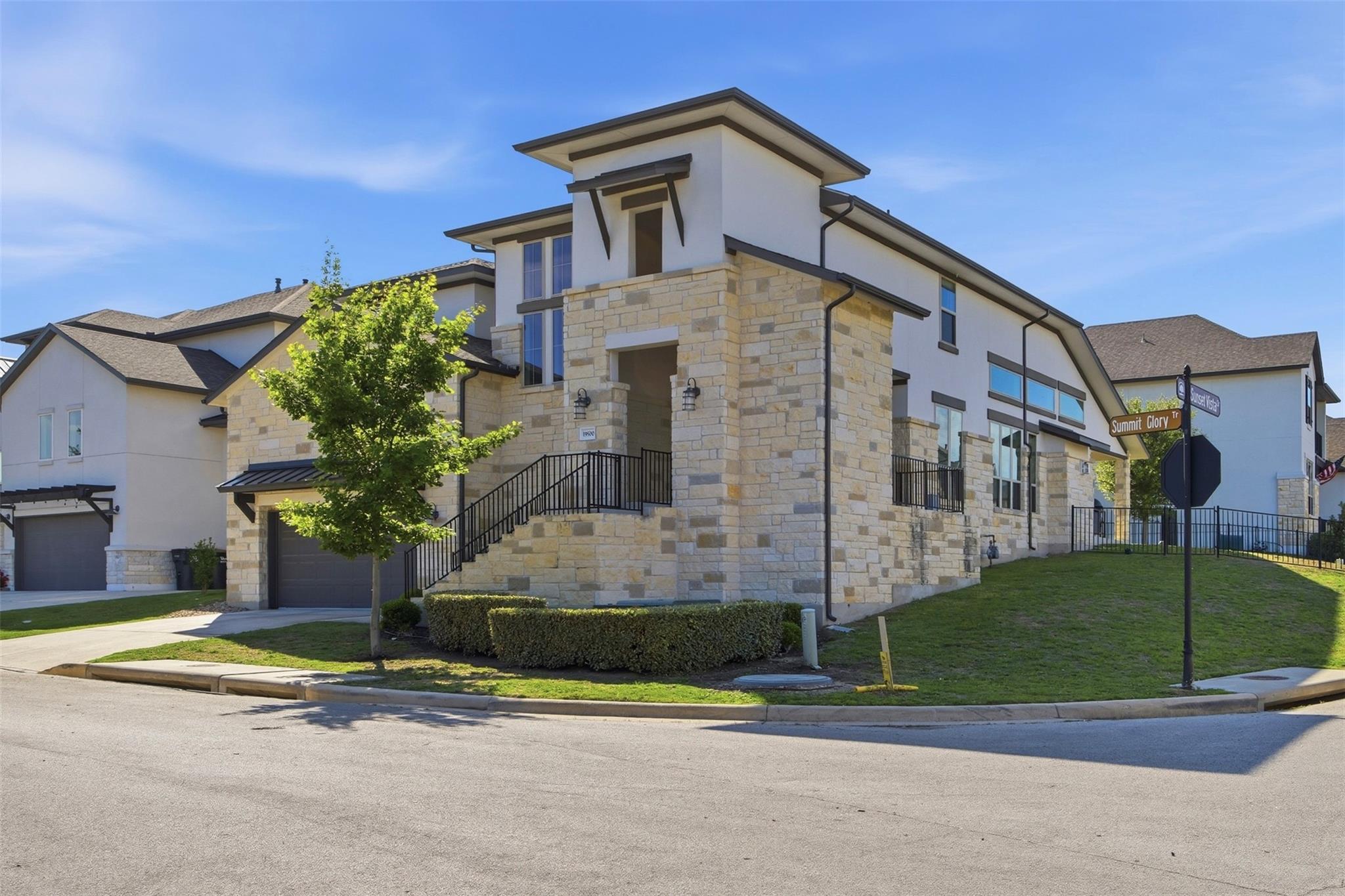 19500 Summit Glory Trl # 139, Spicewood, TX 78669